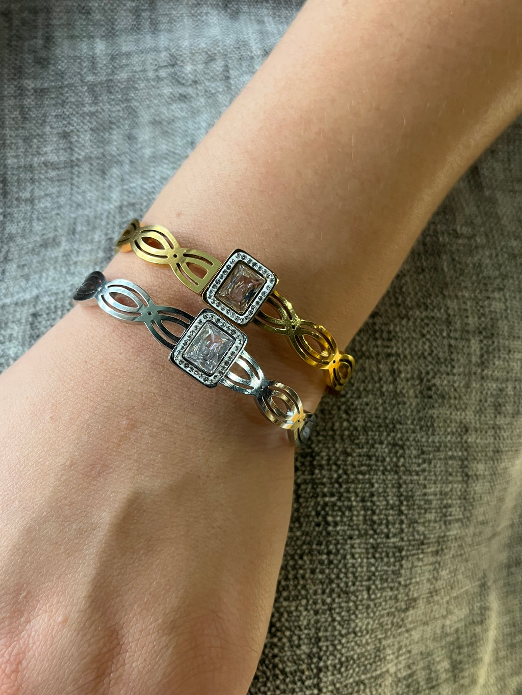 Stainless Steel Bracelet with Zircon Baguette - SCBR1N1 - BUJIX