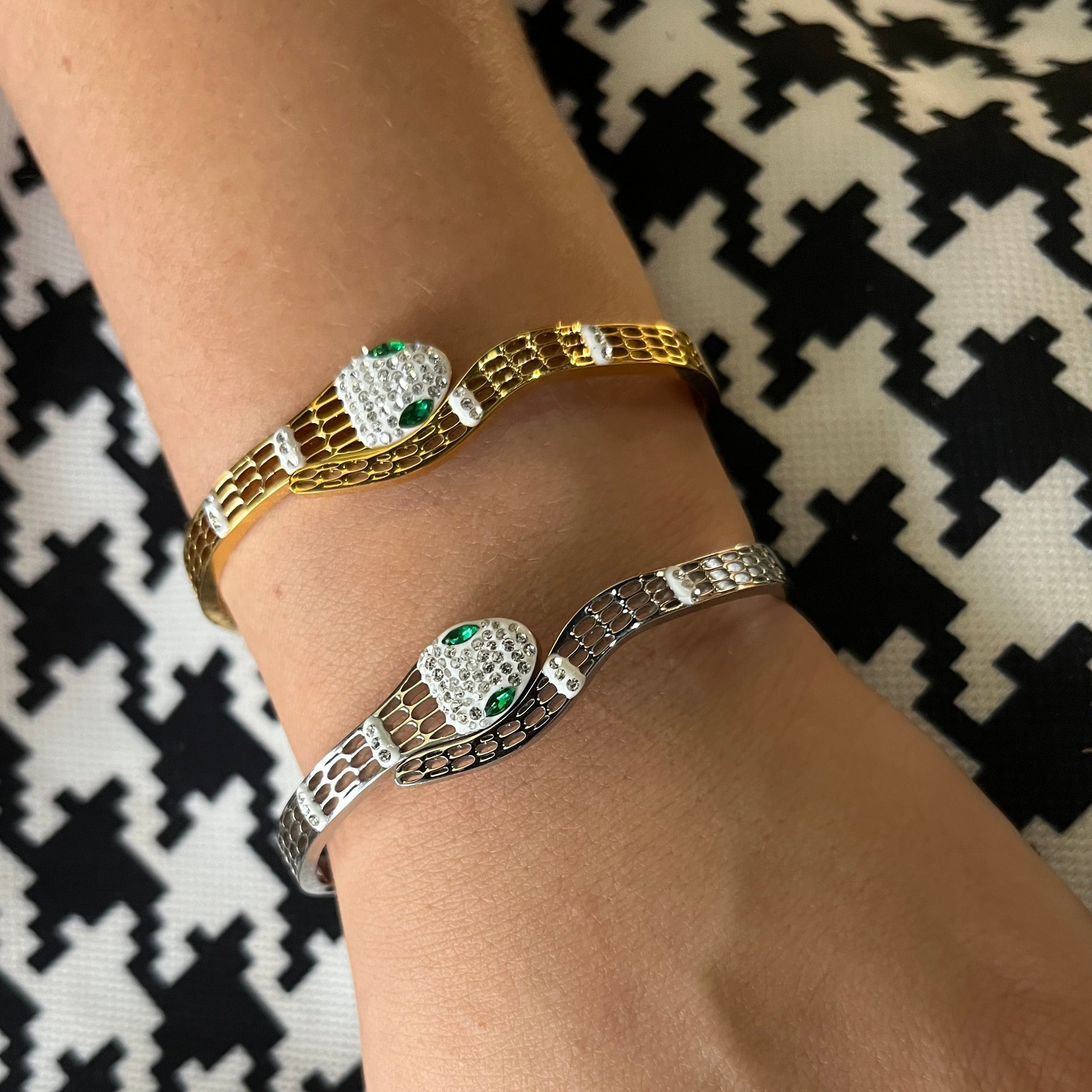 Stainless Steel Snake Bracelet - SCBR1N2 - BUJIX