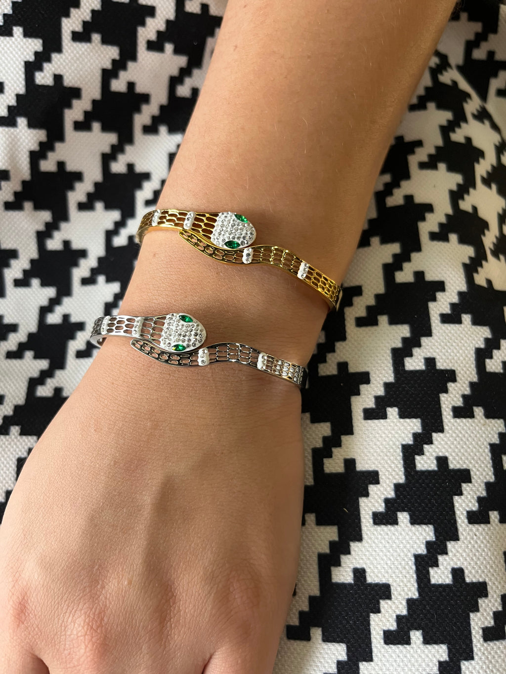 Stainless Steel Snake Bracelet - SCBR1N2 - BUJIX