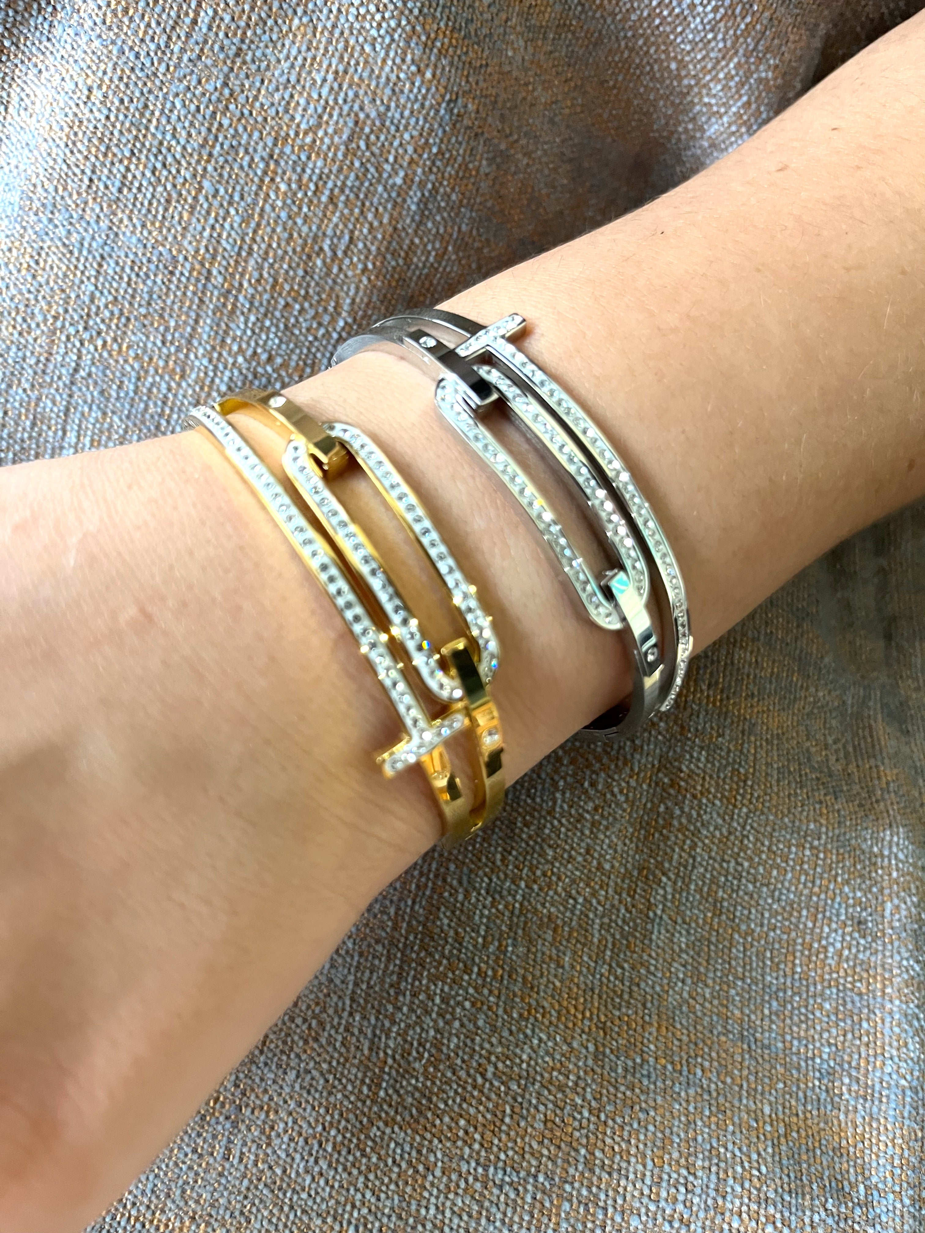 Stainless Steel Zircon Ornated Bangle Bracelet - SCBR1N8 - BUJIX