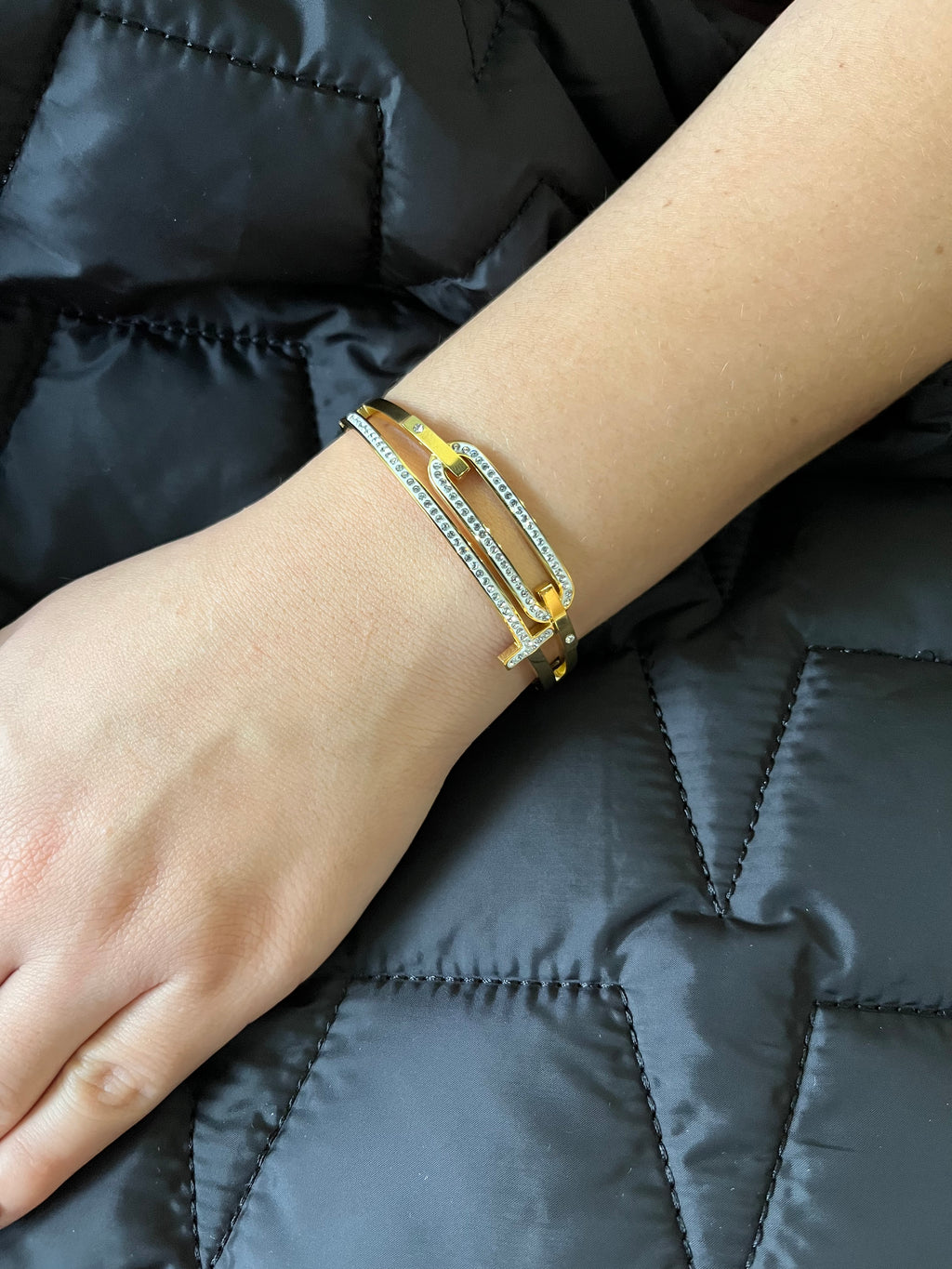 Stainless Steel Zircon Ornated Bangle Bracelet - SCBR1N8 - BUJIX