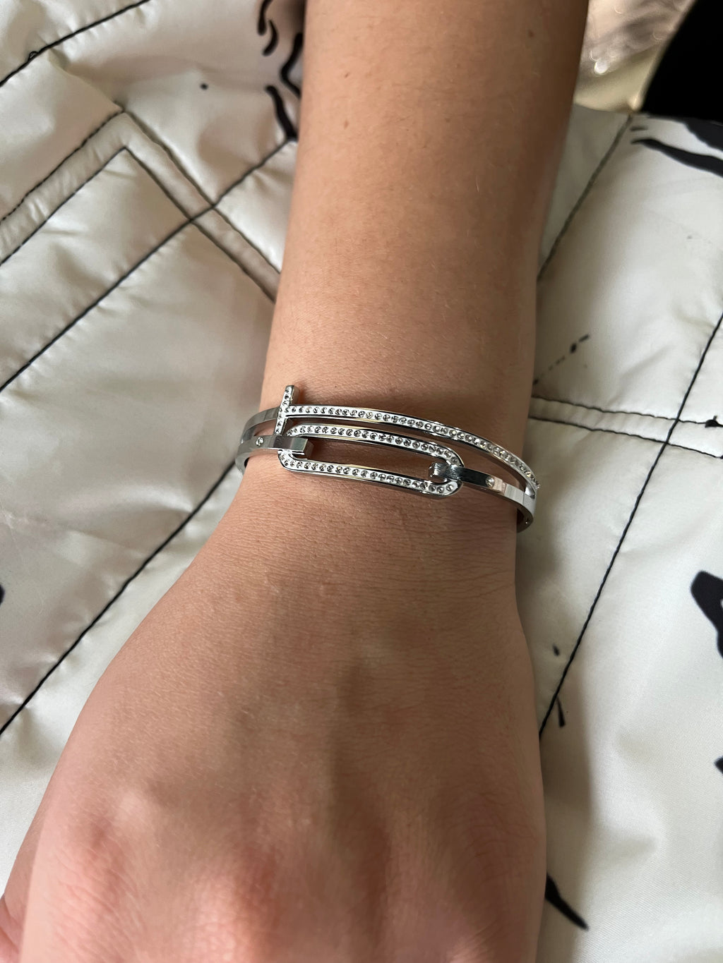 Stainless Steel Zircon Ornated Bangle Bracelet - SCBR1N8 - BUJIX