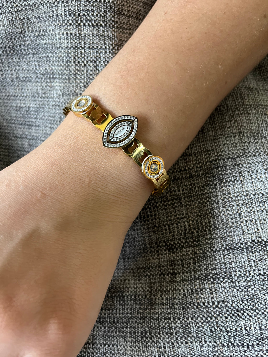 Stainless Steel Zircon Drop Bangle Bracelet - SCBR1N9 - BUJIX