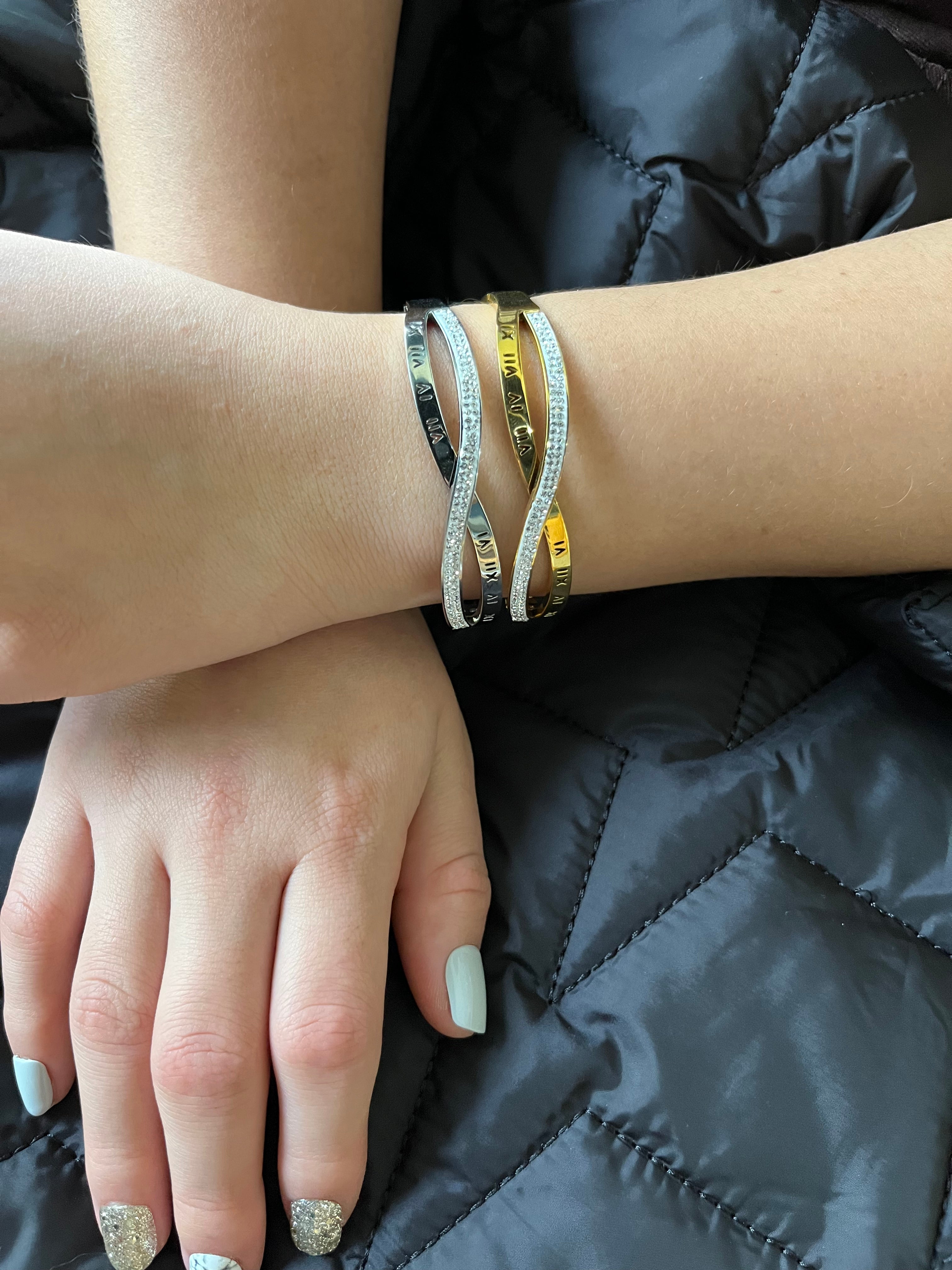 Stainless Steel Infinity Bracelet - SCBR2N2 - BUJIX