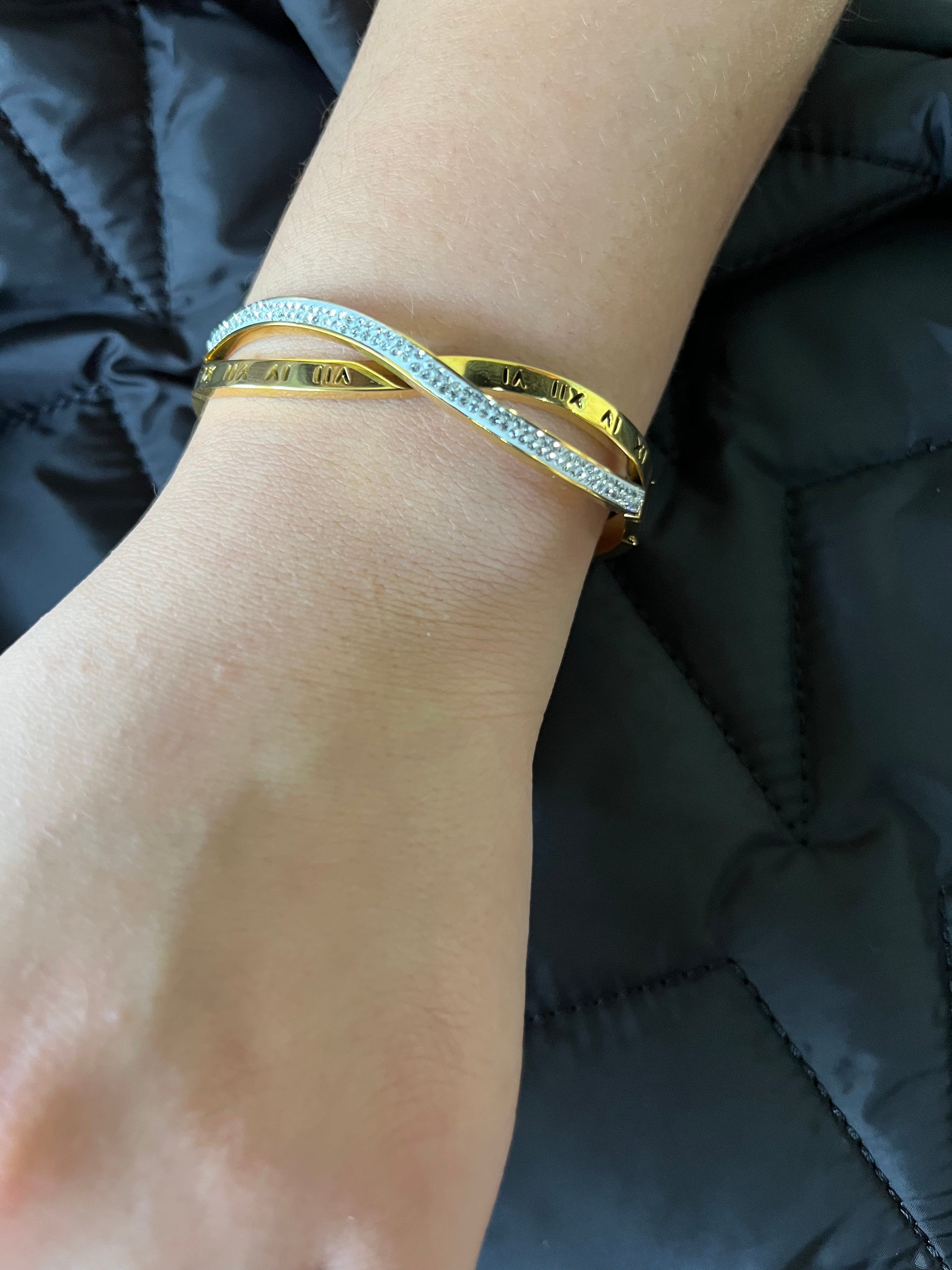 Stainless Steel Infinity Bracelet - SCBR2N2 - BUJIX