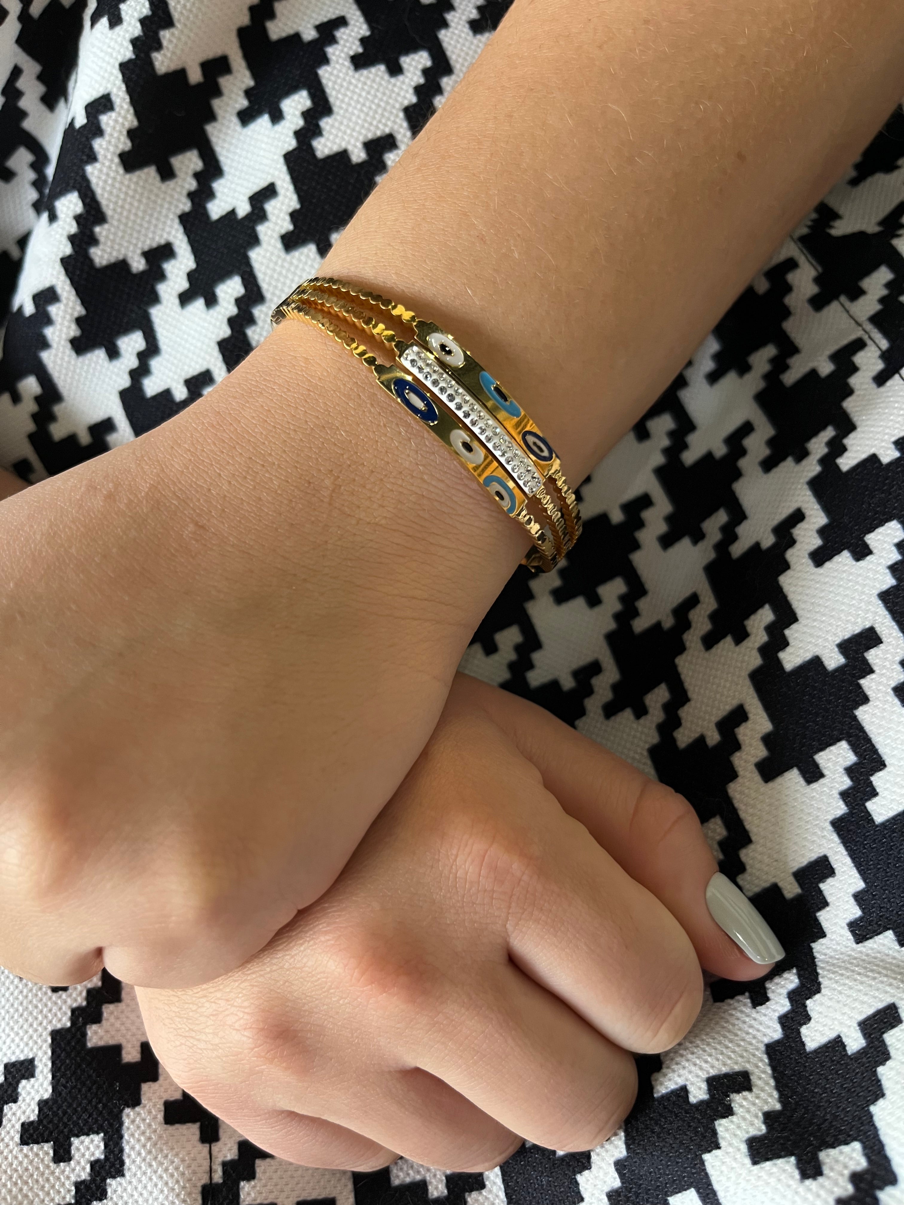 Stainless Steel Evil Eye Cuff Bracelet - SCBR2N7 - BUJIX