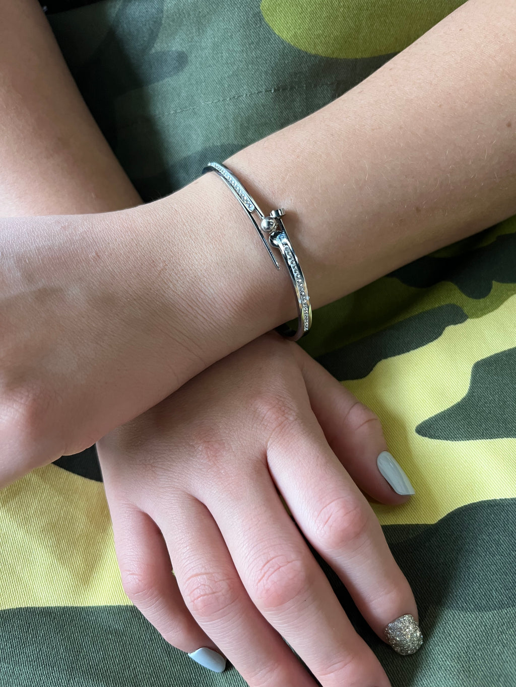 Stainless Steel Bracelet with Zircon Ornaments - SCBR2N10 - BUJIX