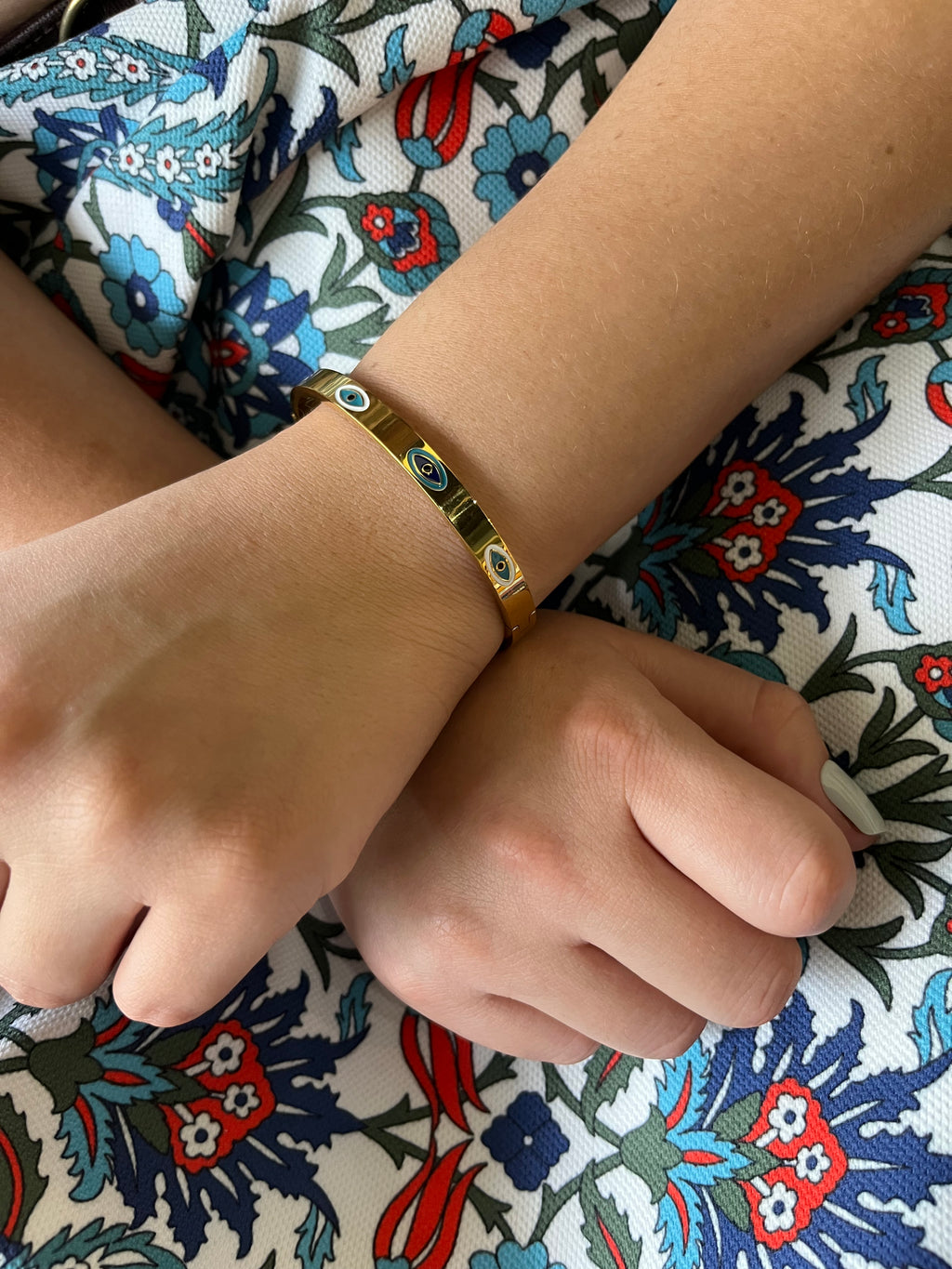 Stainless Steel Evil Eye Bracelet - SCBR3N03 - BUJIX