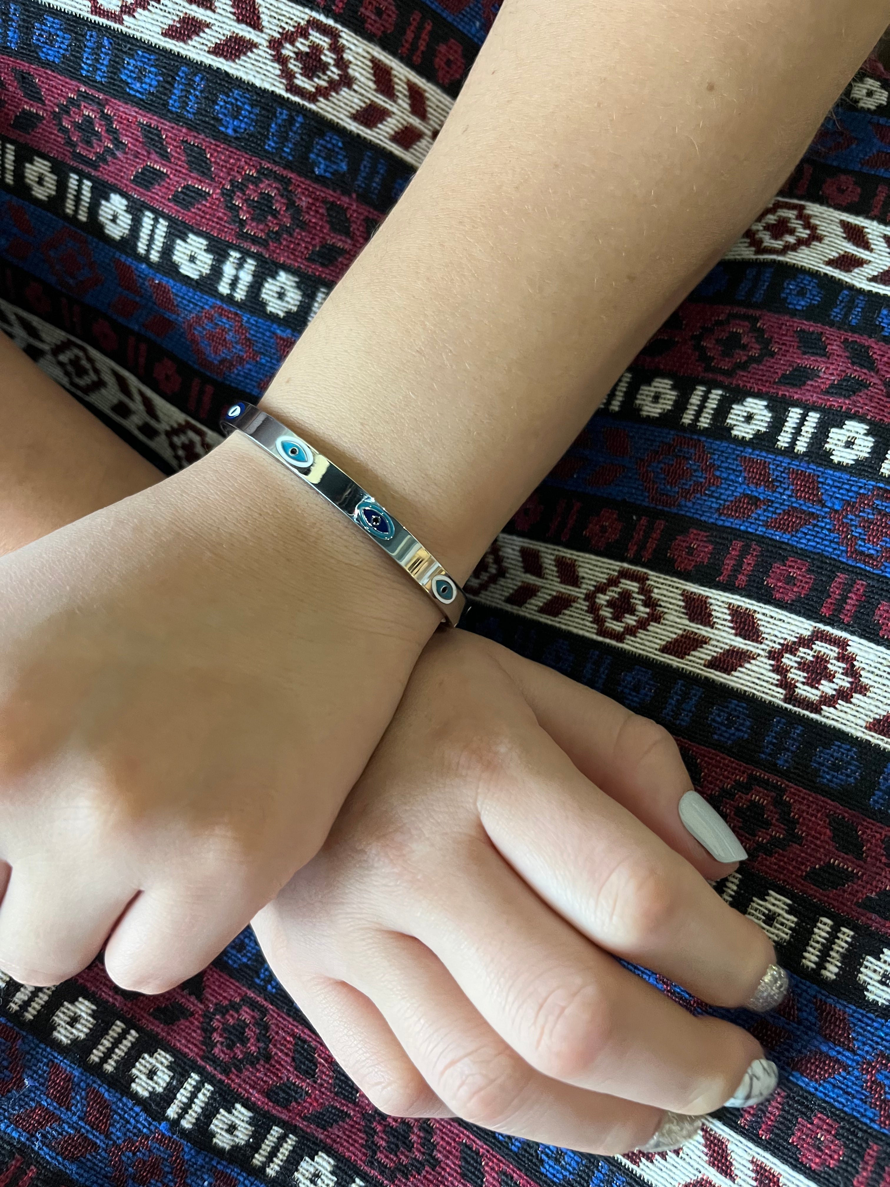 Stainless Steel Evil Eye Bracelet - SCBR3N03 - BUJIX