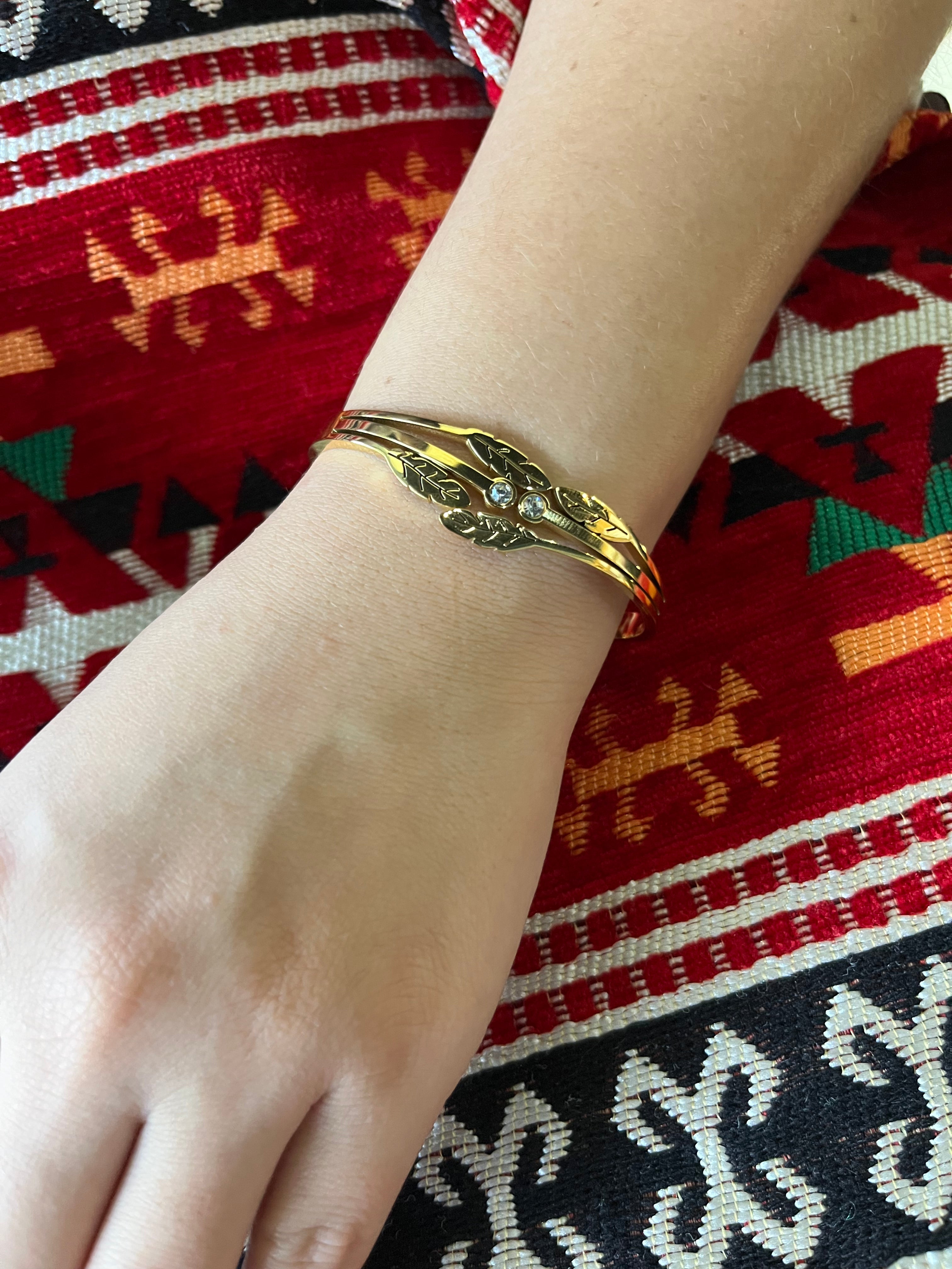 Stainless Steel Leaf Bracelet with Zircon Ornaments - SCBR3N04 - BUJIX