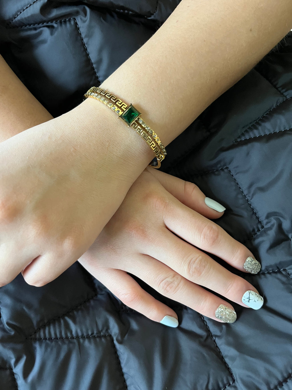 Stainless Steel Bangle Bracelet with Green Stone - SCBR3N05 - BUJIX