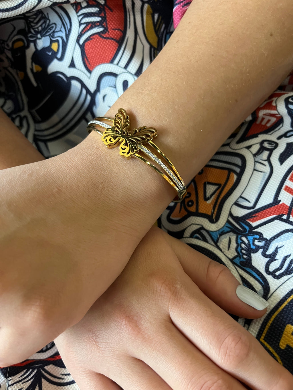 Stainless Steel Butterfly Bracelet - SCBR3N06 - BUJIX