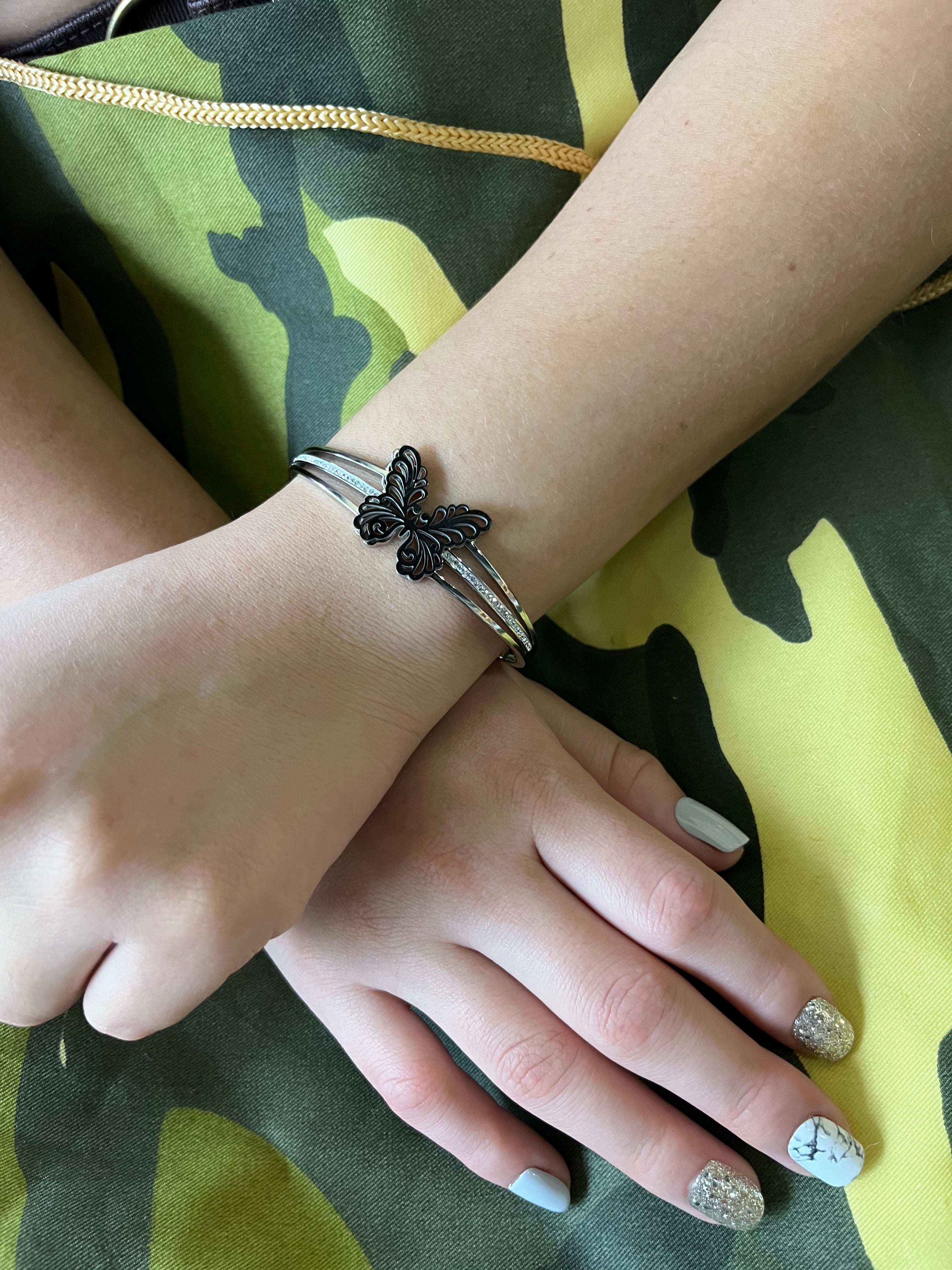 Stainless Steel Butterfly Bracelet - SCBR3N06 - BUJIX