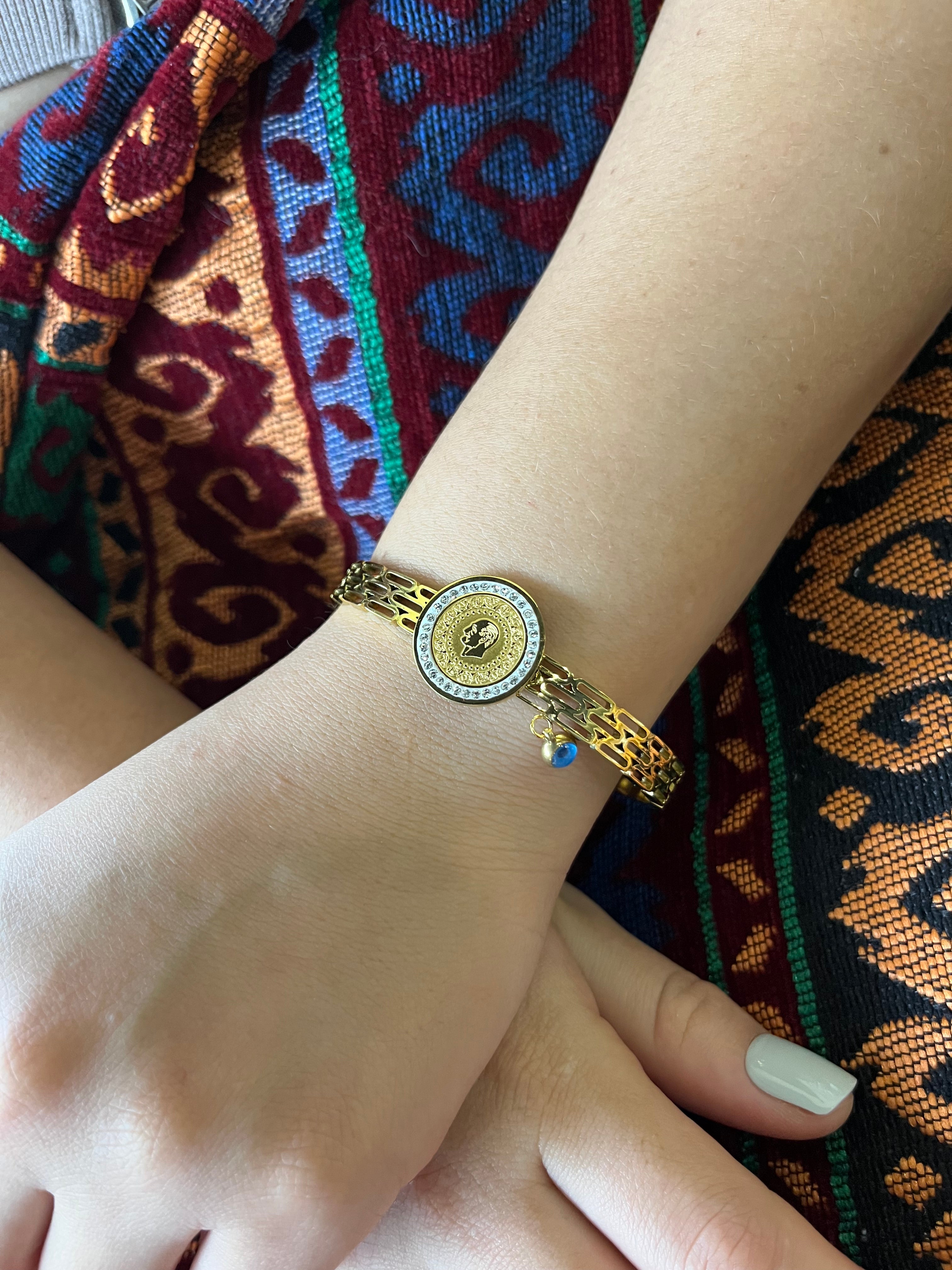 Stainless Steel Bracelet with Evil Eye - SCBR3N07 - BUJIX