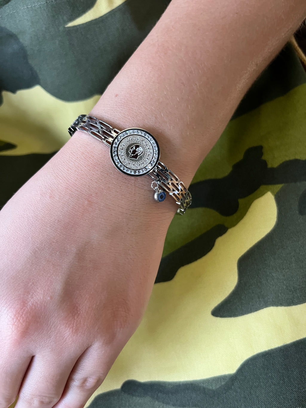 Stainless Steel Bracelet with Evil Eye - SCBR3N07 - BUJIX
