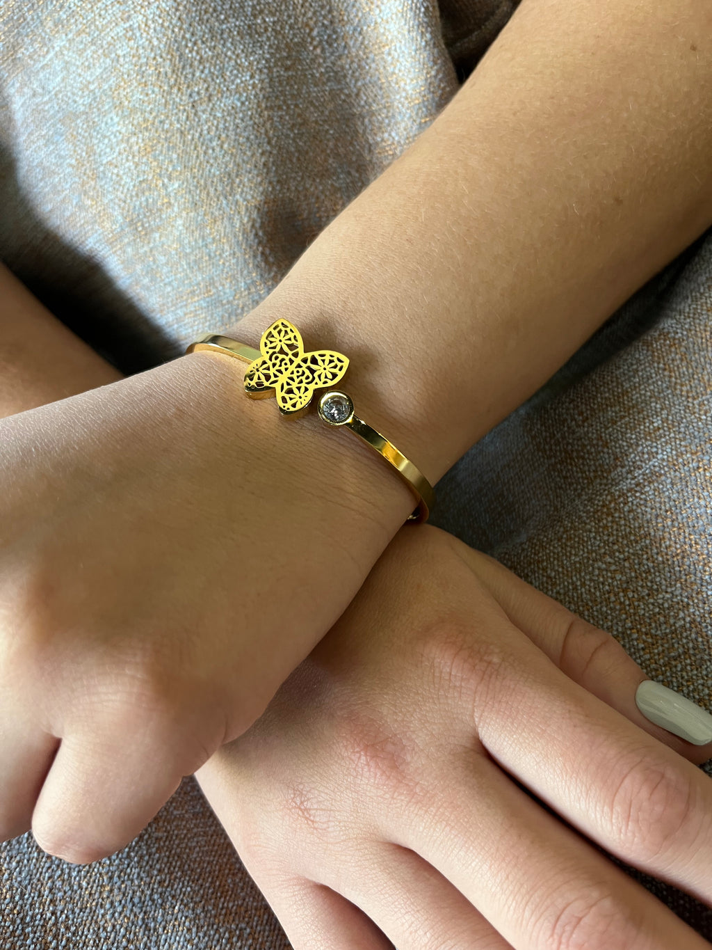 Stainless Steel Butterfly Bracelet - SCBR4N01 - BUJIX