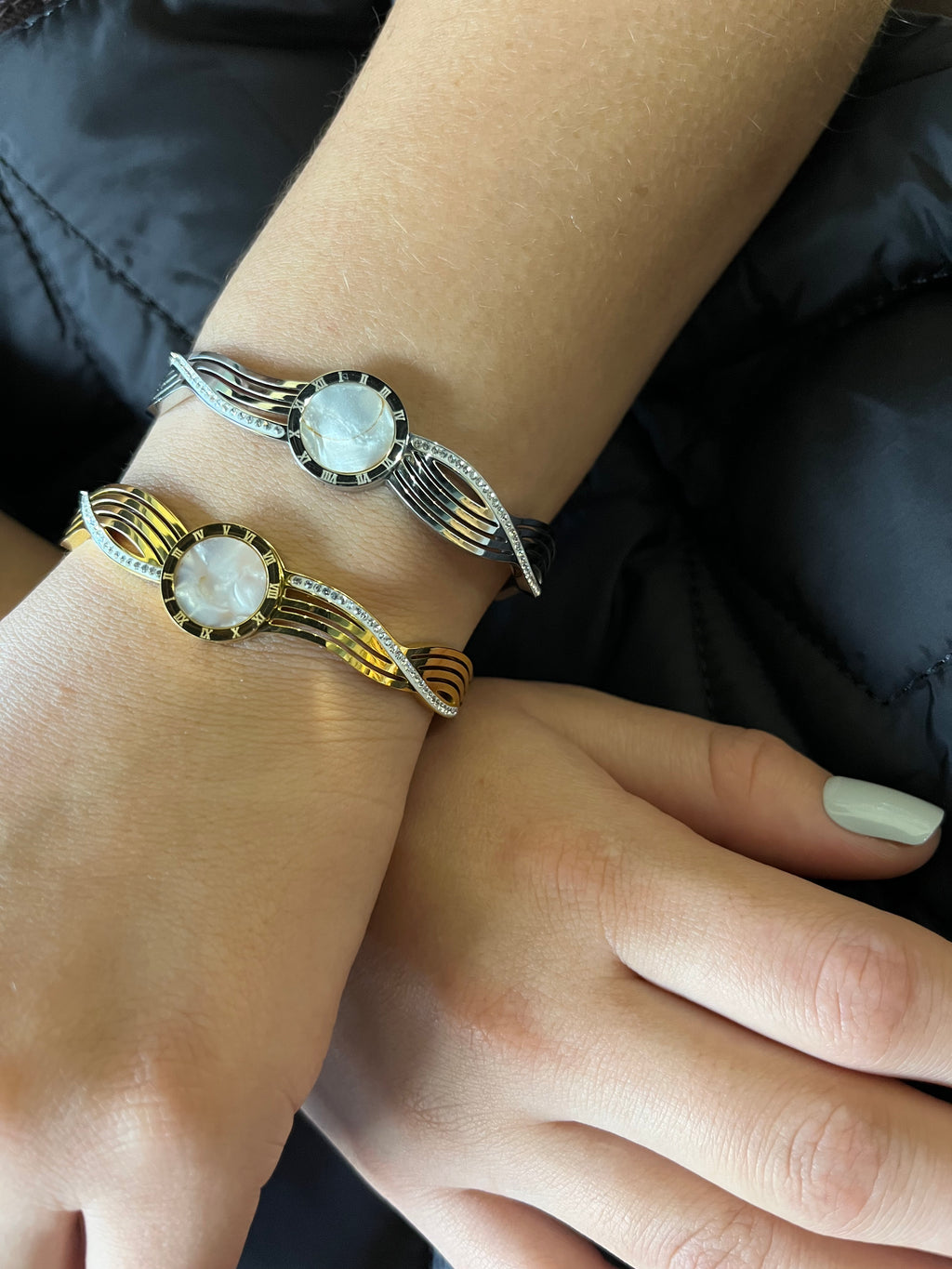 Stainless Steel Pearl Bracelet - SCBR4N02 - BUJIX