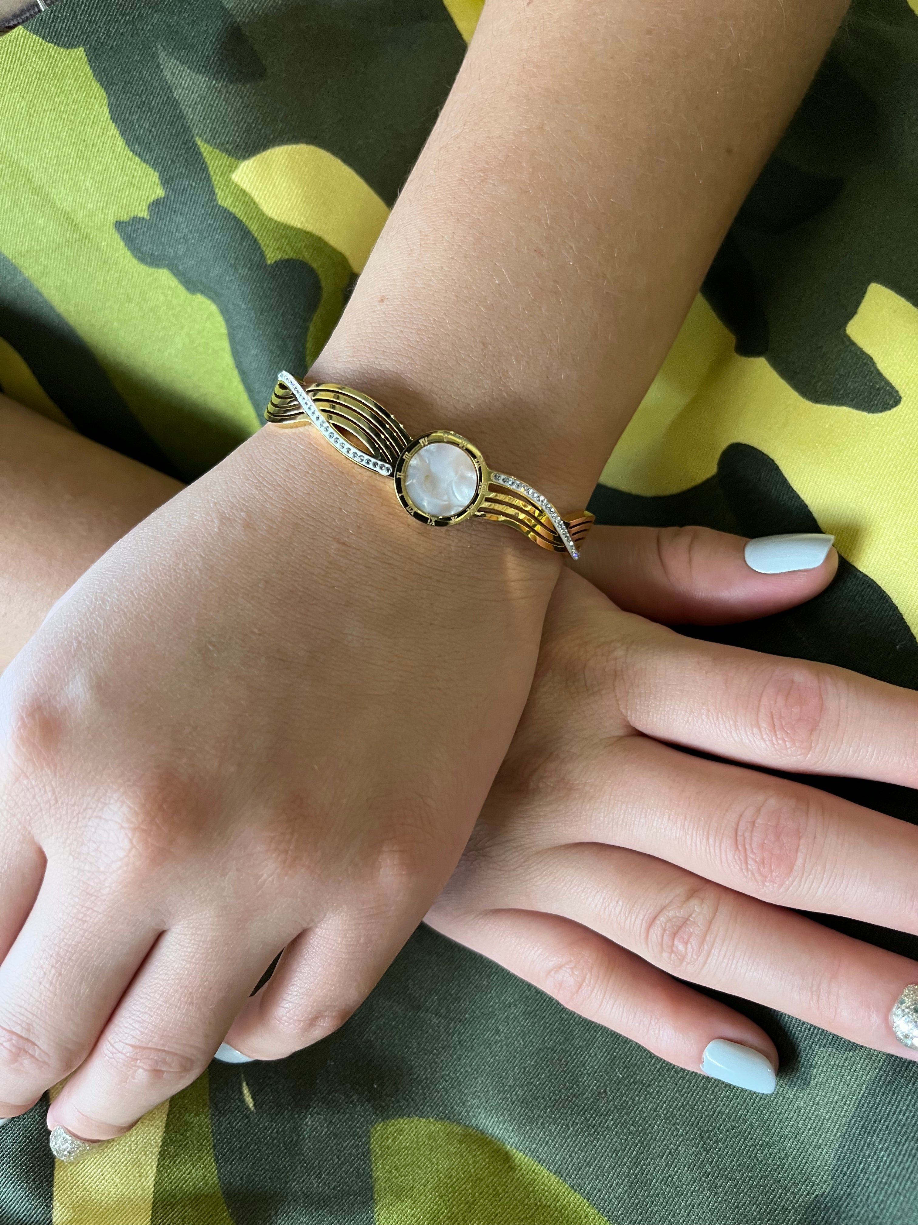 Stainless Steel Pearl Bracelet - SCBR4N02 - BUJIX