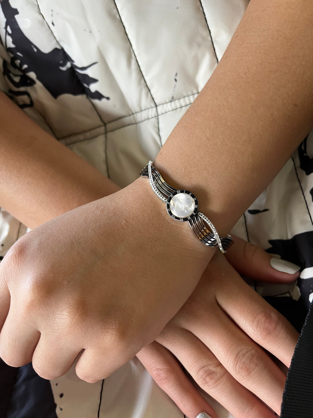 Stainless Steel Pearl Bracelet - SCBR4N02 - BUJIX