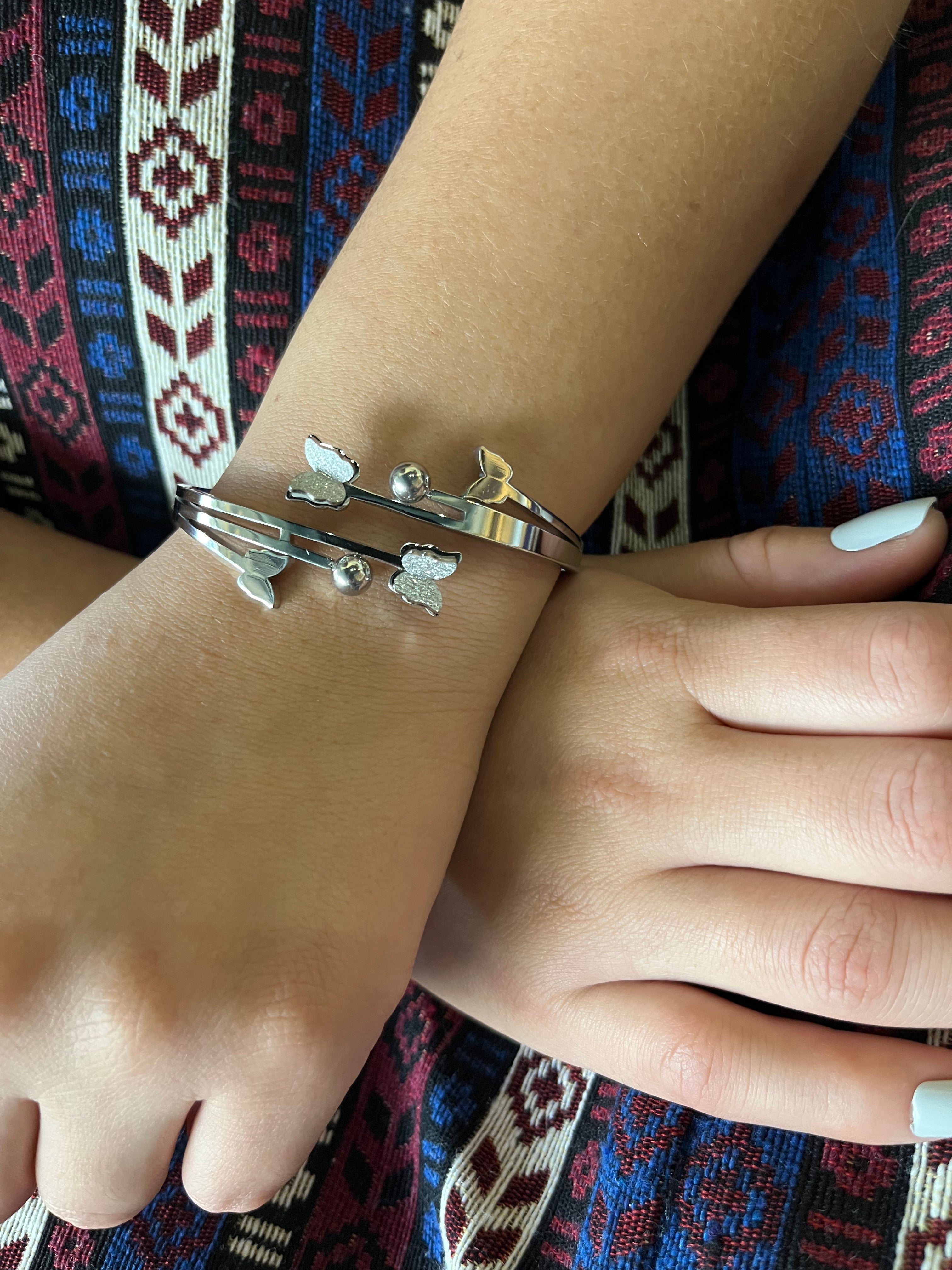 Stainless Steel Butterfly Bracelet - SCBR4N03 - BUJIX