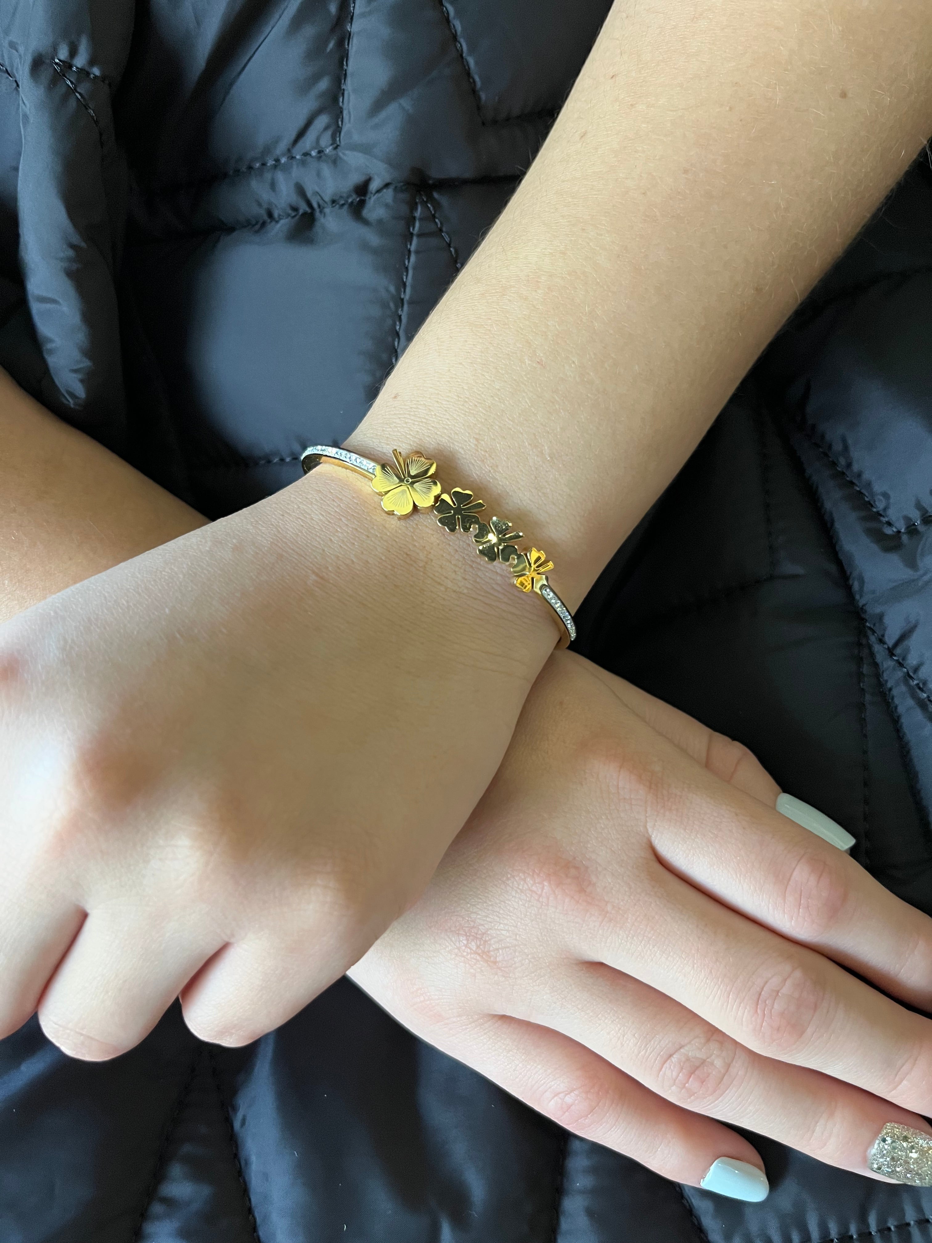 Stainless Steel Clover Bracelet - SCBR4N04 - BUJIX