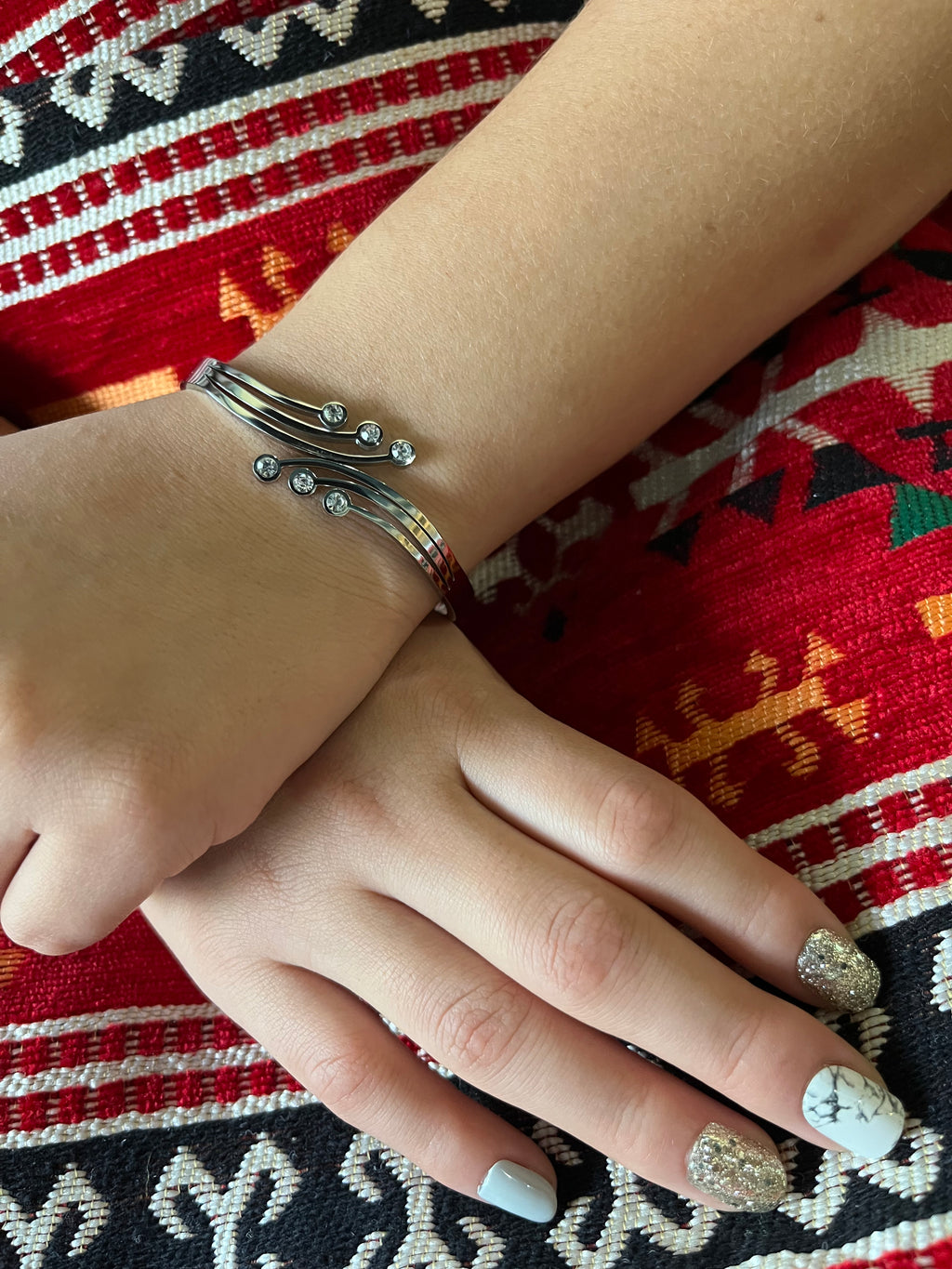 Stainless Steel Zircon Ornated Bracelet - SCBR4N05 - BUJIX