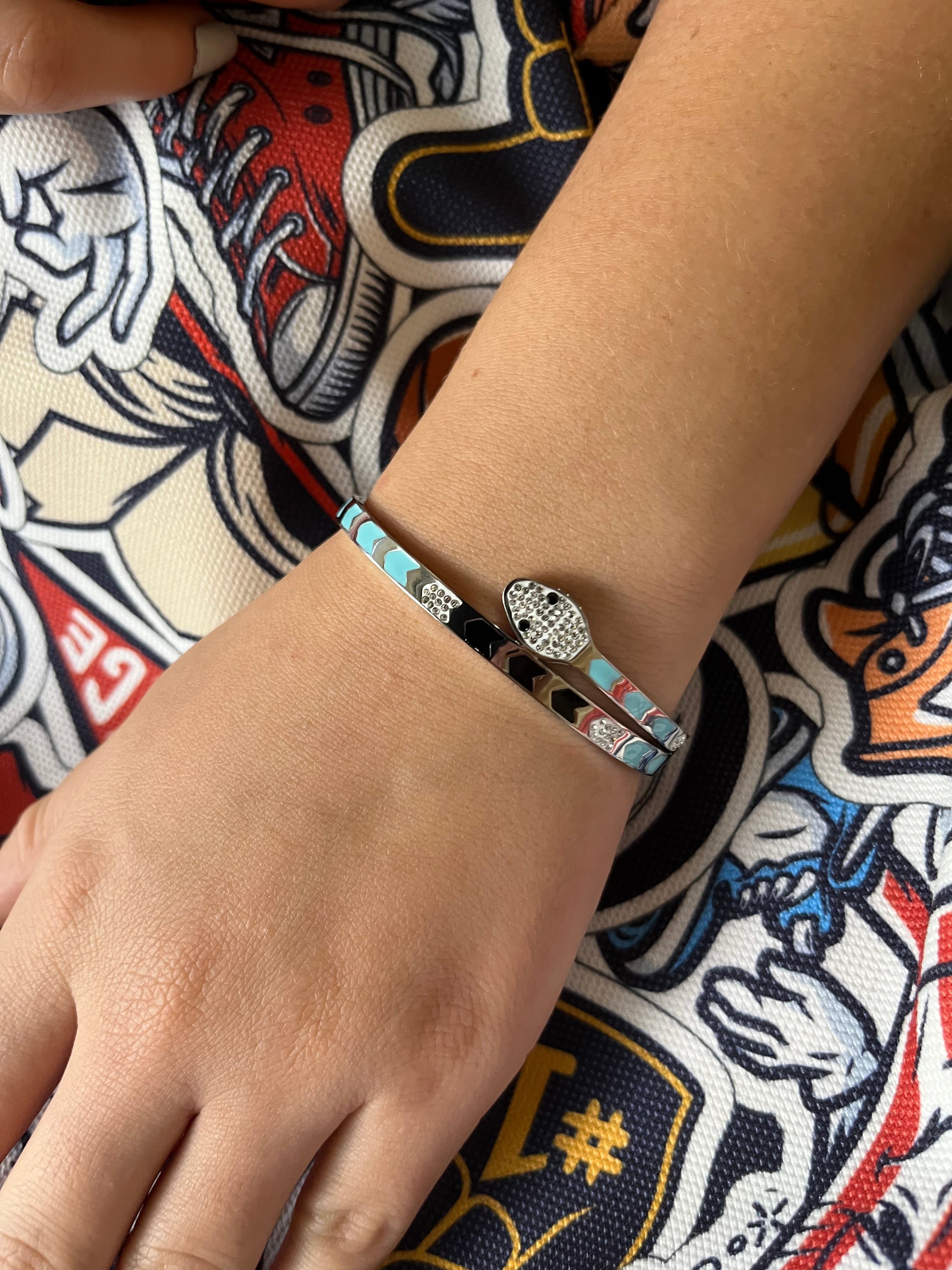 Stainless Steel Snake Bracelet - SCBR5N02 - BUJIX