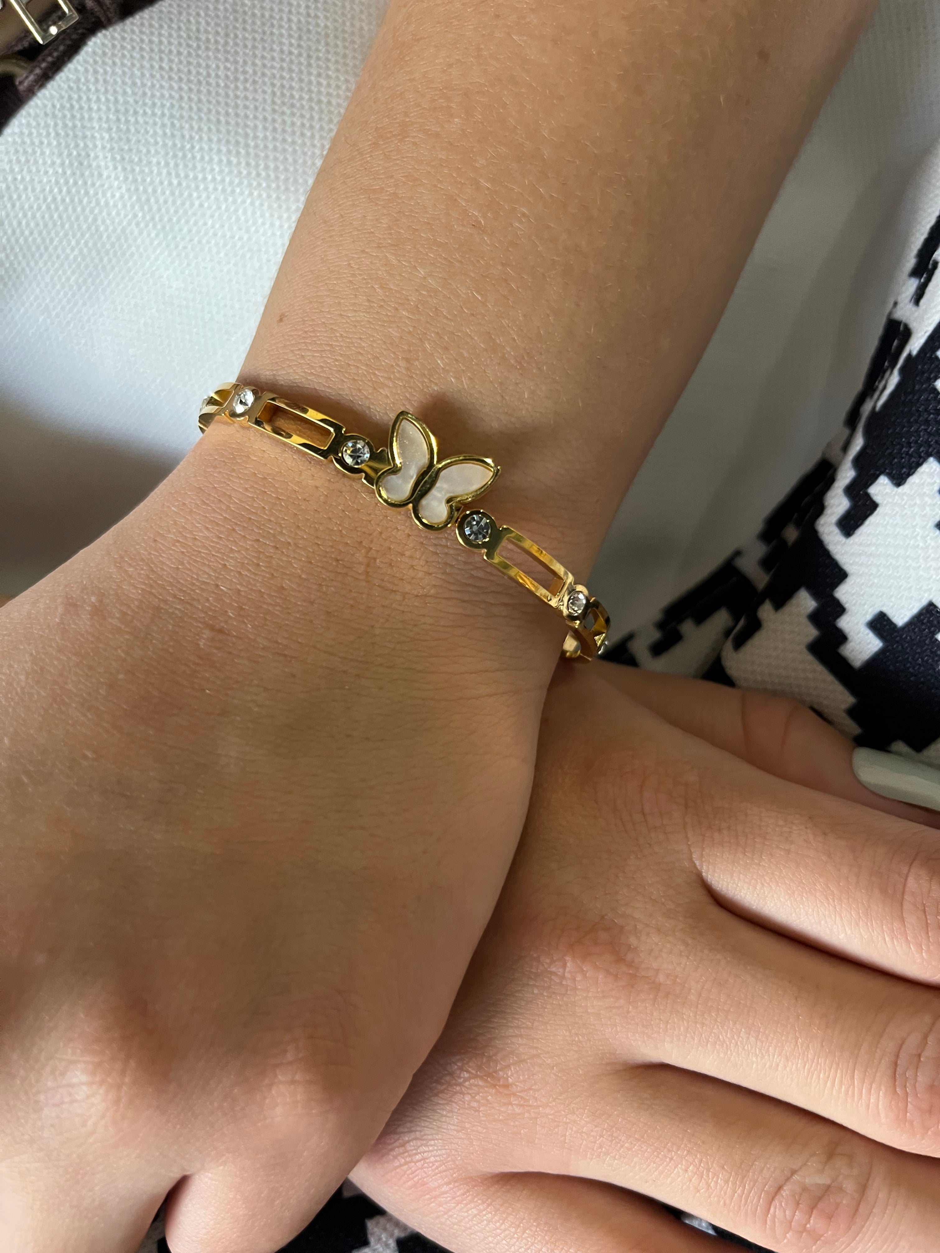 Stainless Steel Butterfly Bracelet - SCBR5N03 - BUJIX