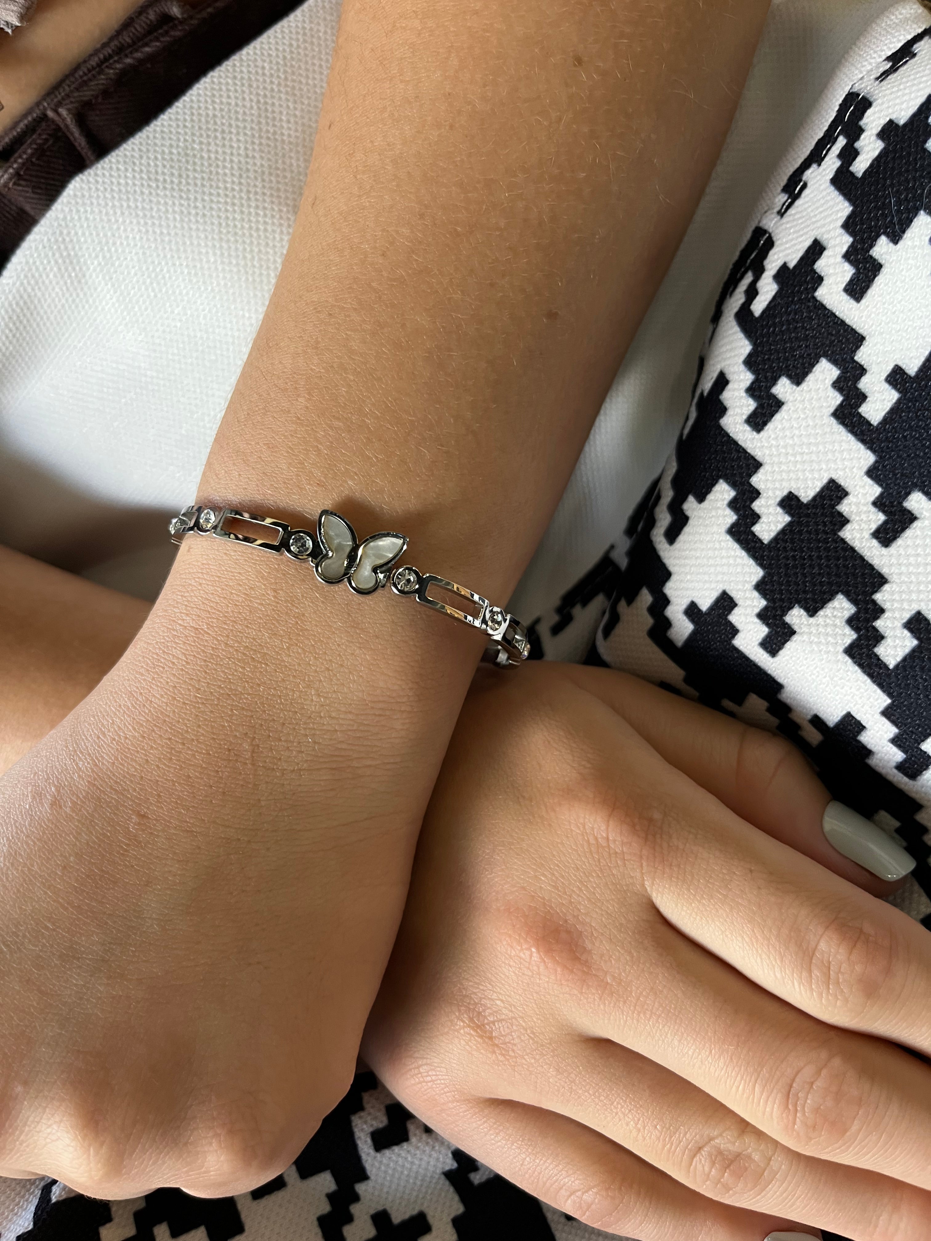 Stainless Steel Butterfly Bracelet - SCBR5N03 - BUJIX