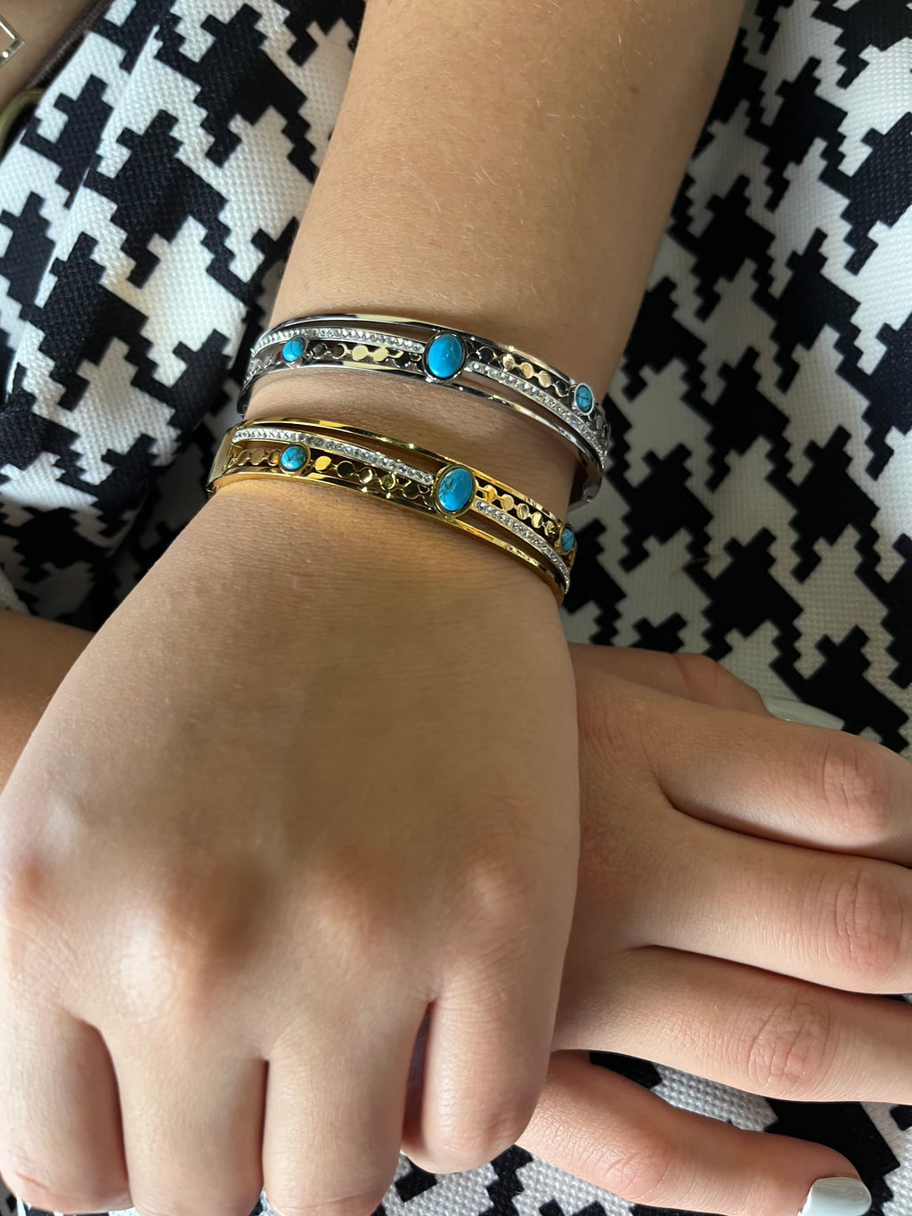 Stainless Steel Paved Zircon Bracelet with Turquoise Stone - SCBR5N07 - BUJIX