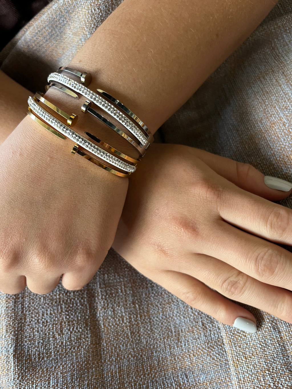 Stainless Steel Pave Bracelet with Zircon - SCBR6N01 - BUJIX