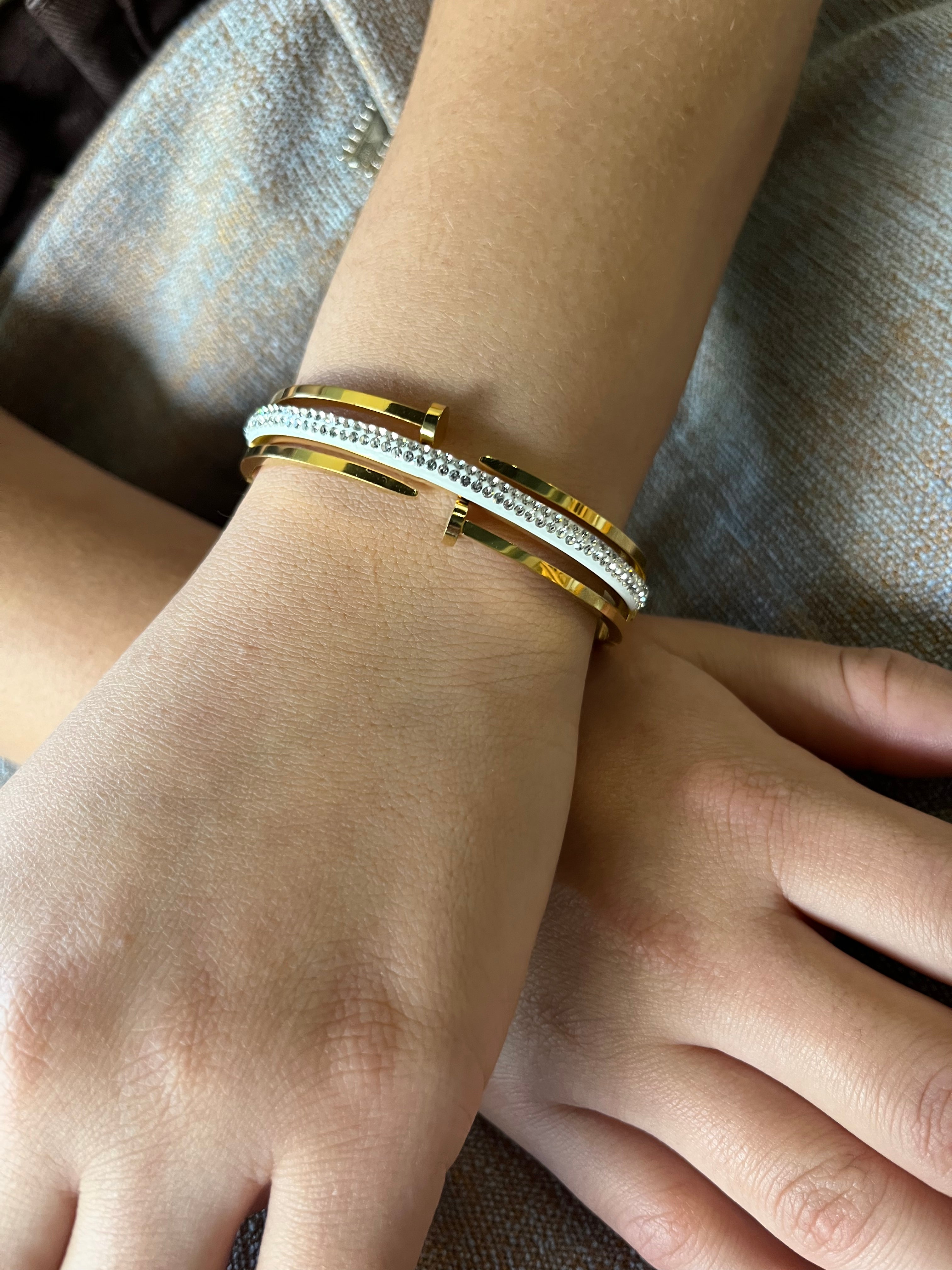 Stainless Steel Pave Bracelet with Zircon - SCBR6N01 - BUJIX