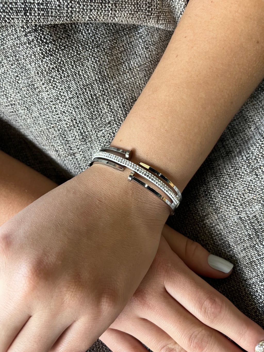 Stainless Steel Pave Bracelet with Zircon - SCBR6N01 - BUJIX