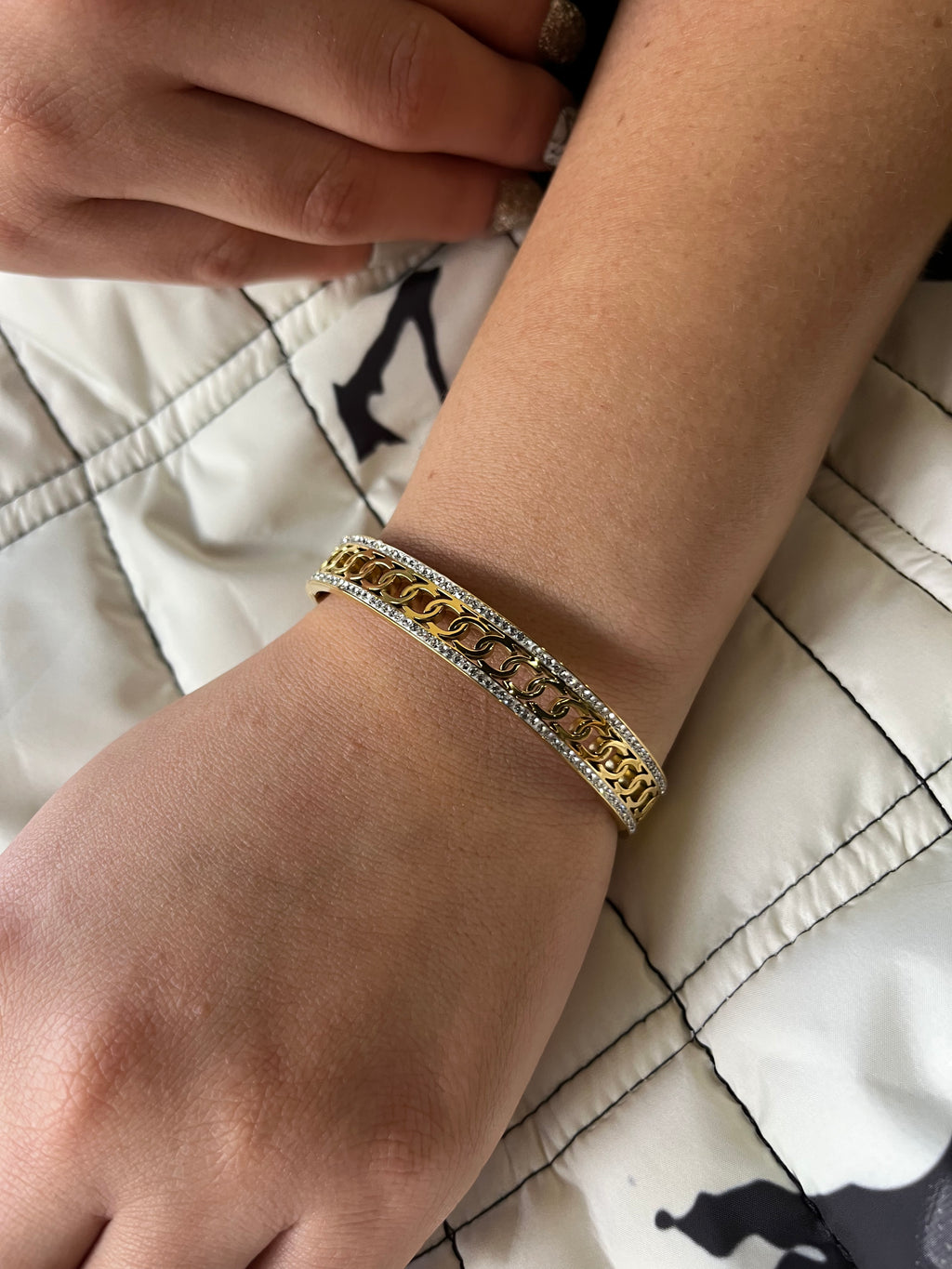 Stainless Steel Pave Bracelet with Rings- SCBR6N03 - BUJIX