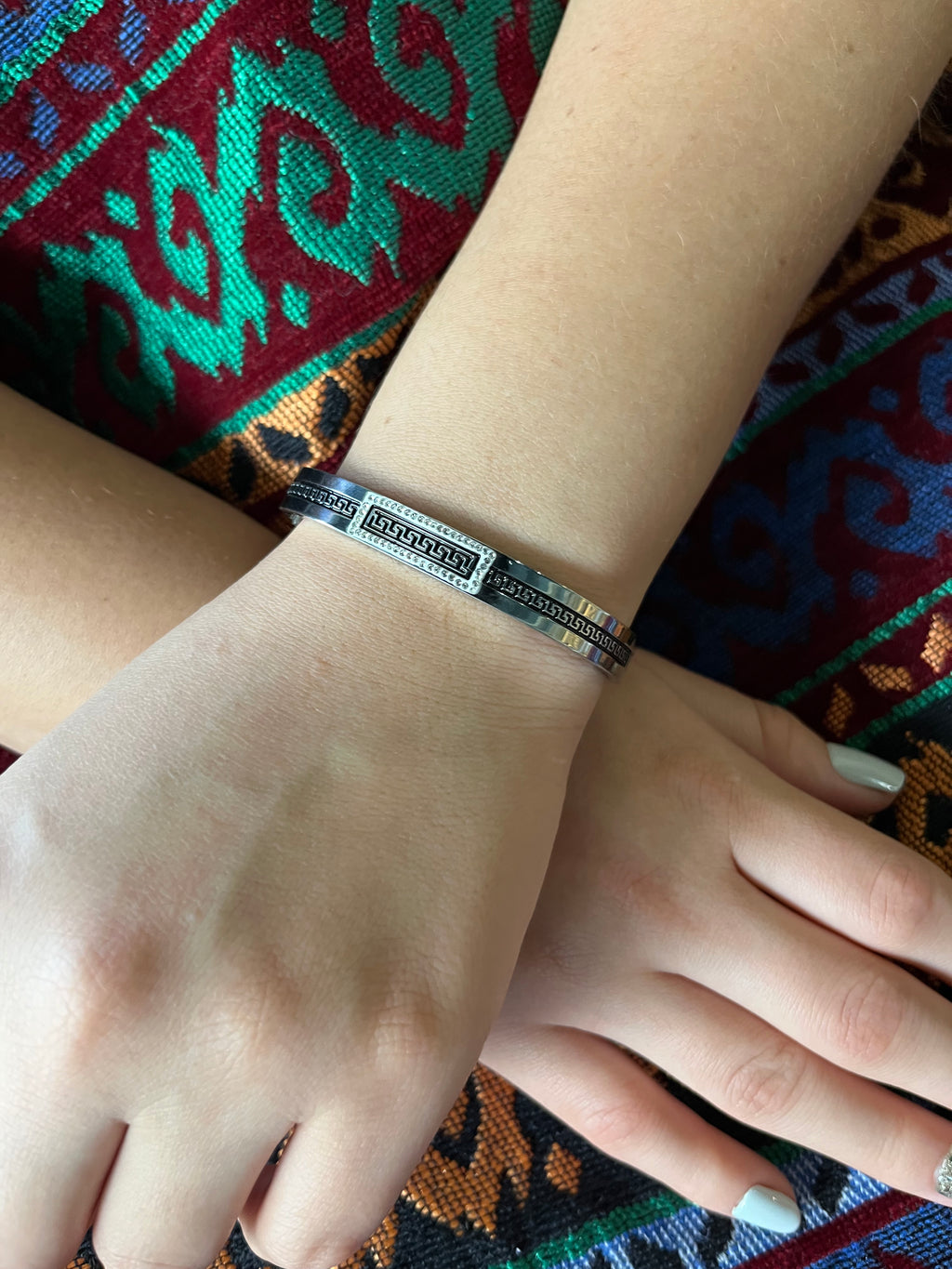 Stainless Steel Bangle Bracelet - SCBR6N09 - BUJIX