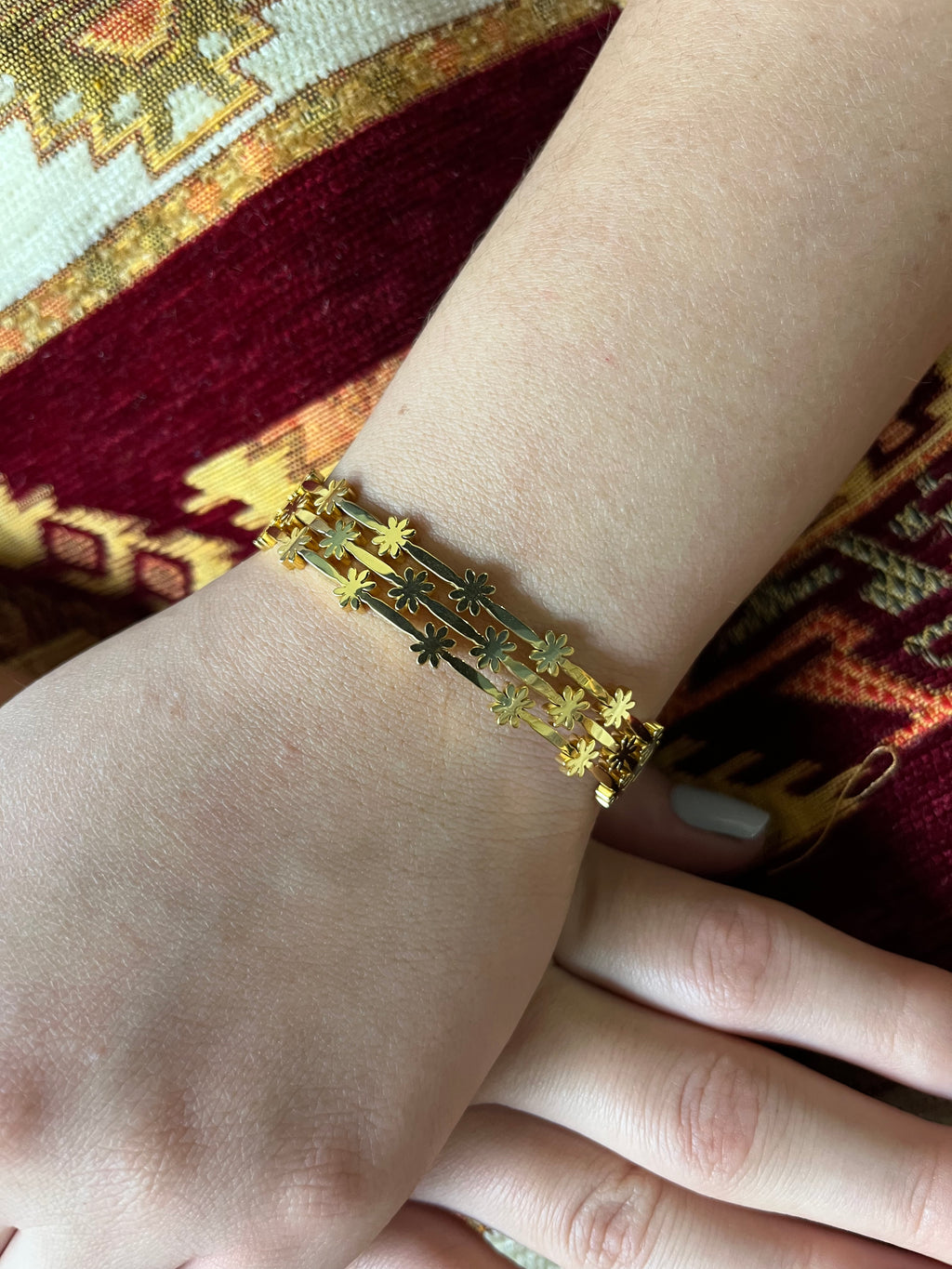 Stainless Steel Flower Bracelet - SCBR7N01 - BUJIX