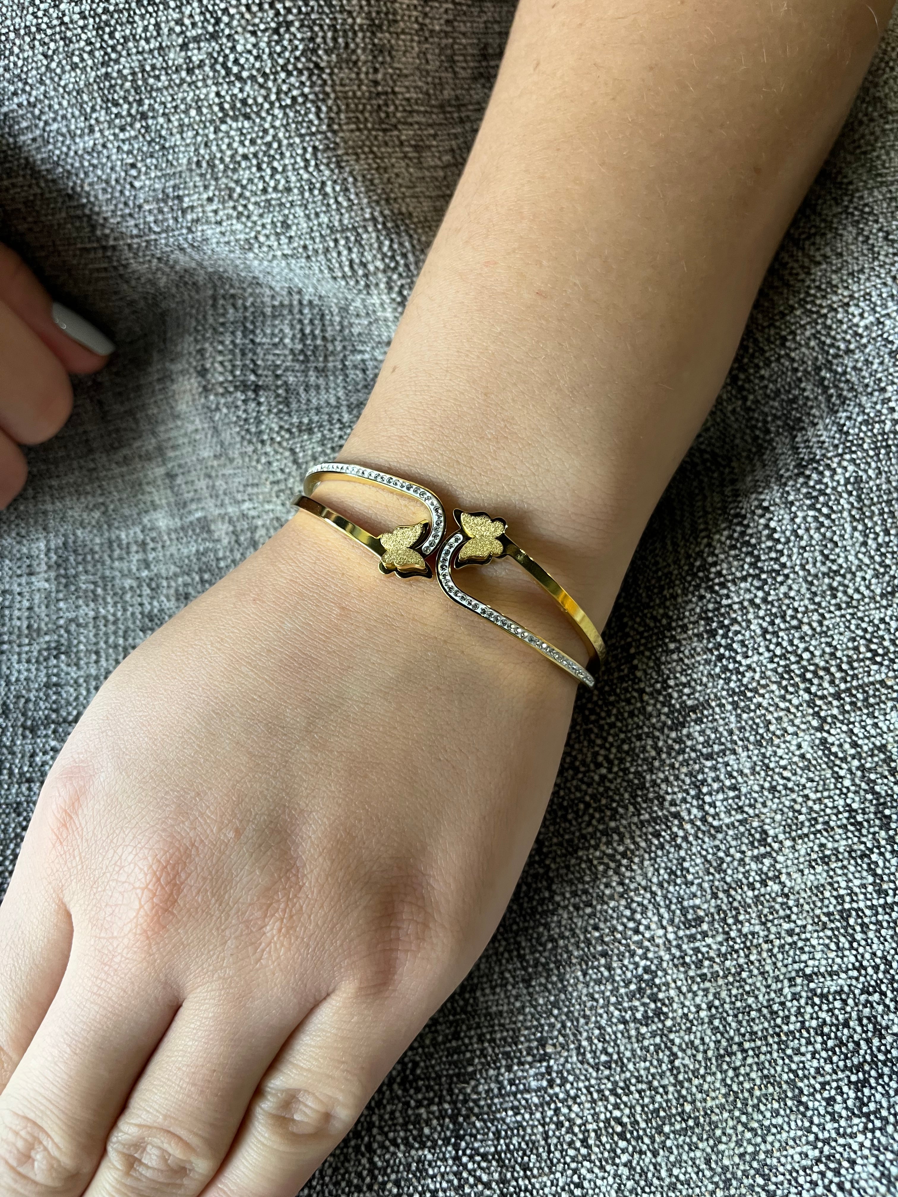 Stainless Steel Butterfly Bracelet - SCBR7N02 - BUJIX