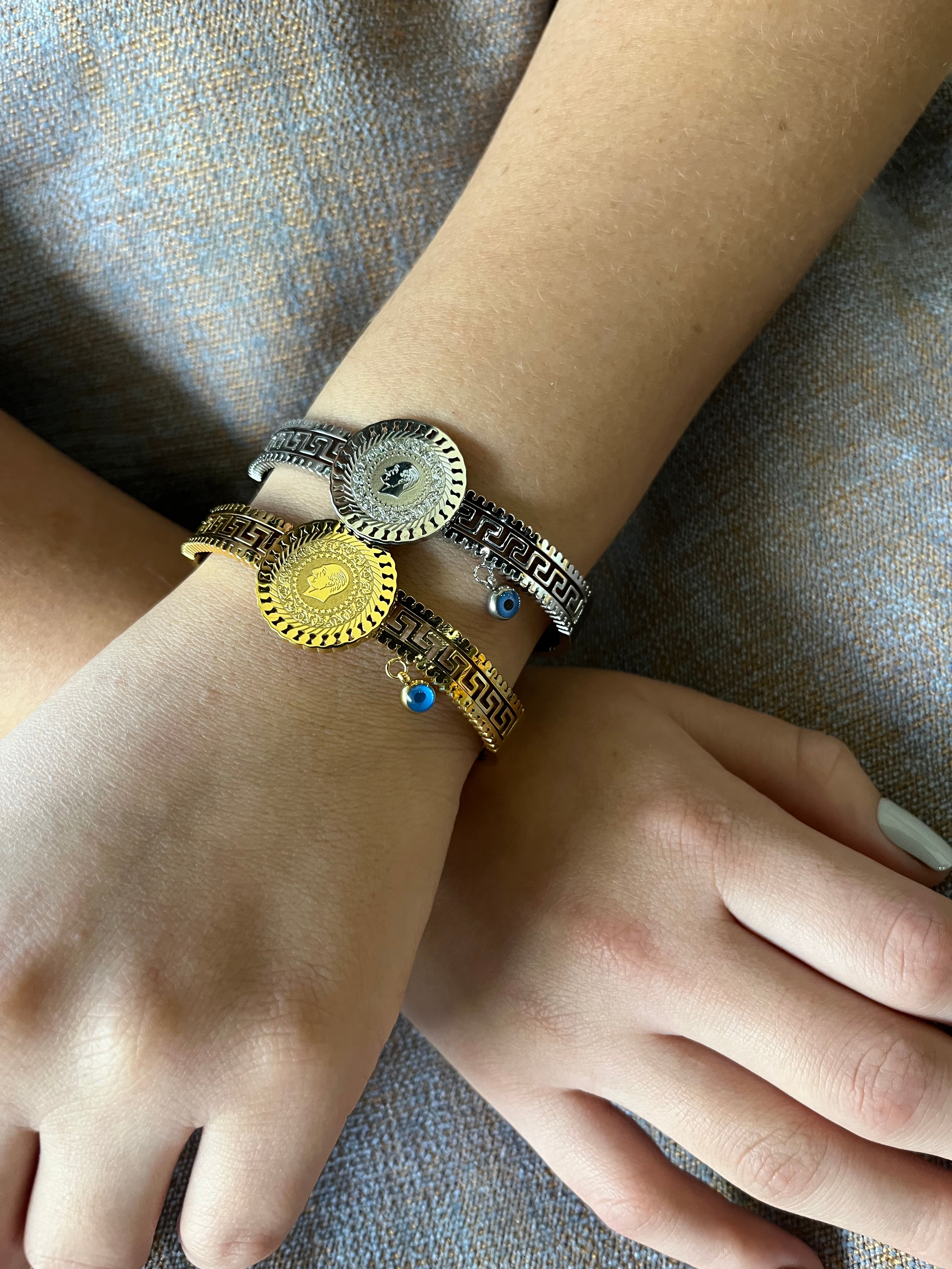 Stainless Steel Bangle Bracelet - SCBR7N04 - BUJIX