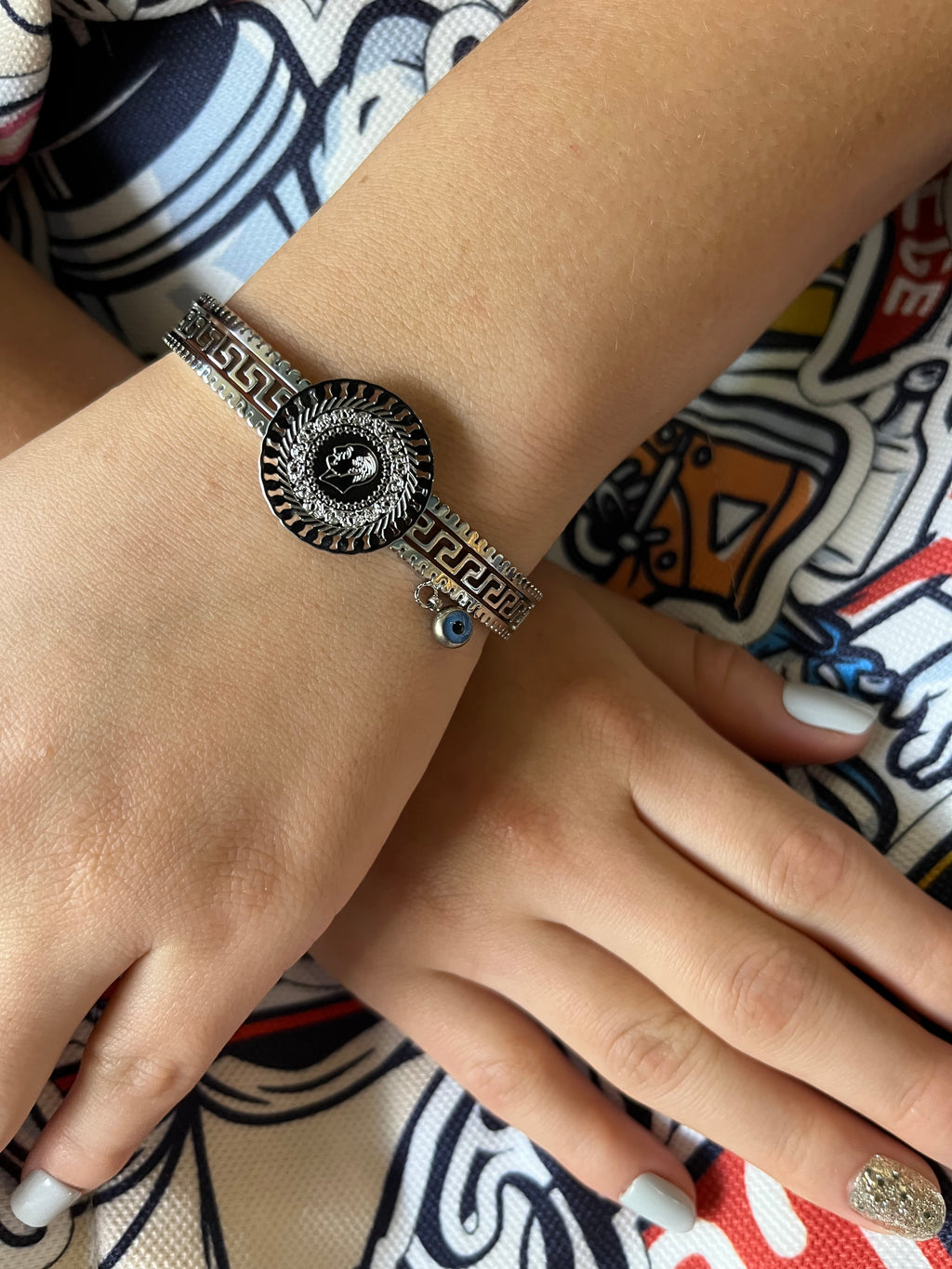 Stainless Steel Bangle Bracelet - SCBR7N04 - BUJIX