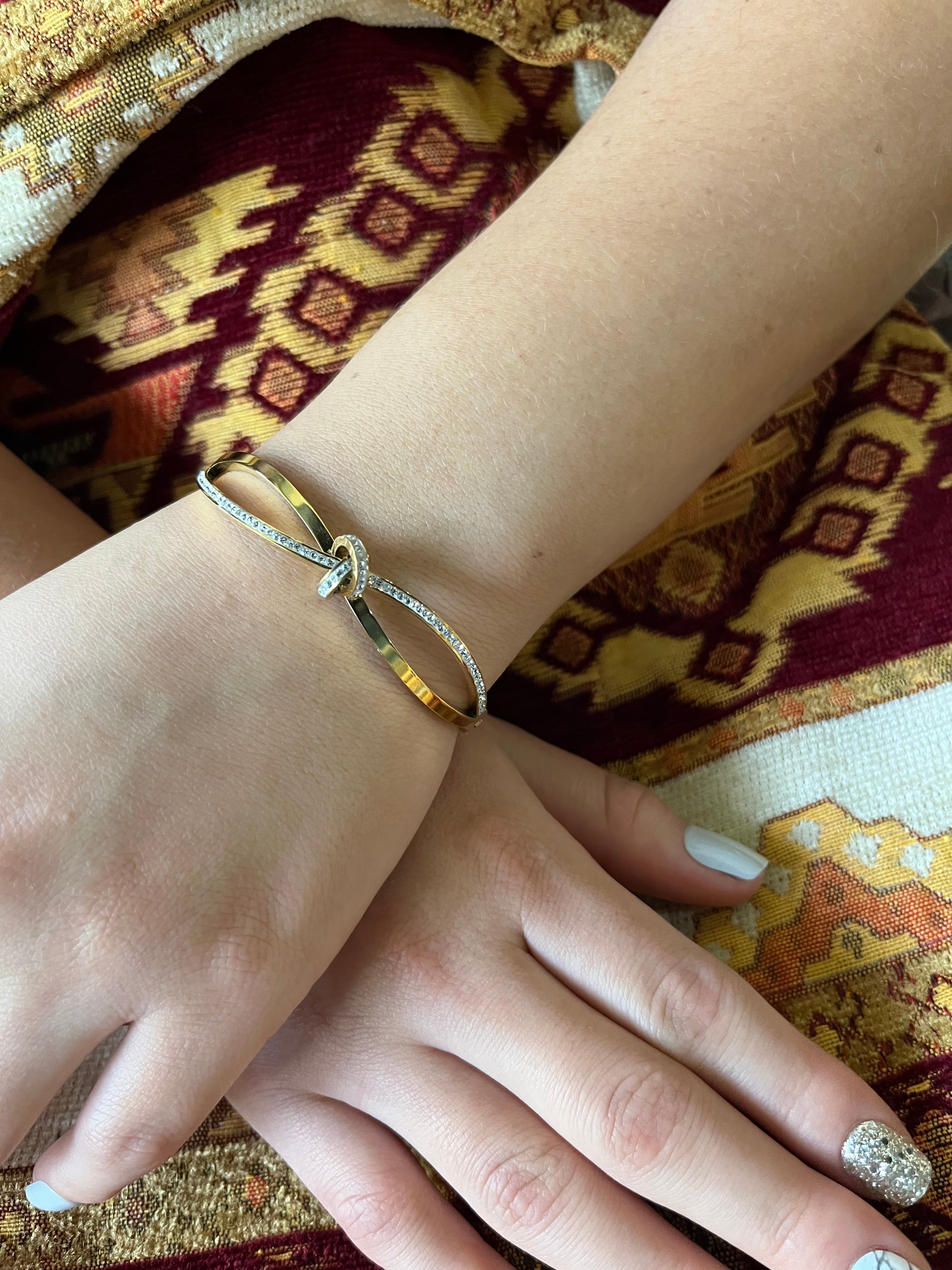 Stainless Steel Infinity Bracelet - SCBR7N08 - BUJIX