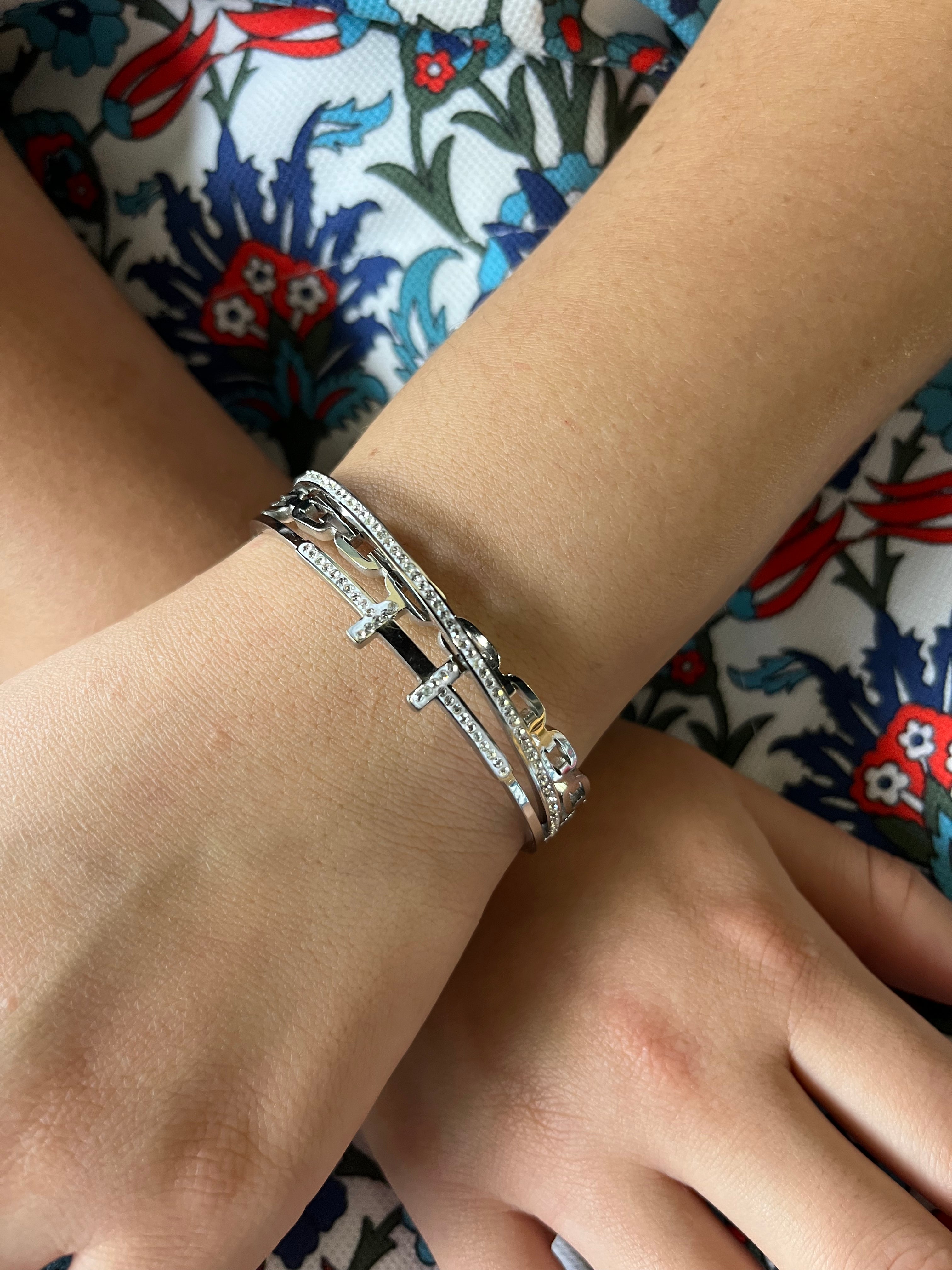 Stainless Steel Paved Zircon Bracelet - SCBR8N01 - BUJIX