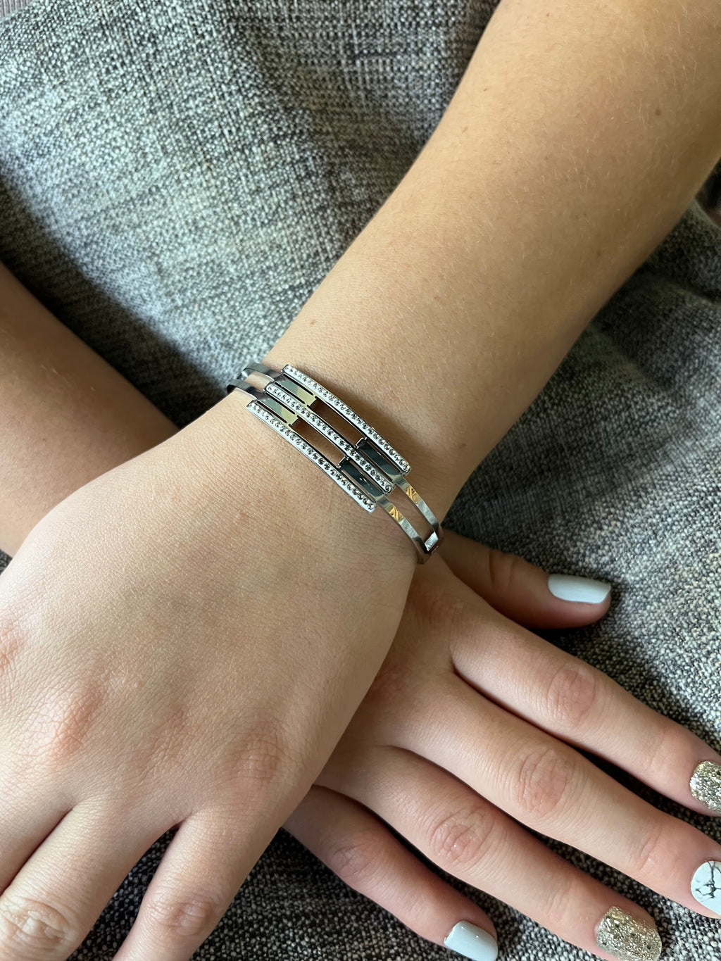 Stainless Steel Zircon Bracelet - SCBR8N02 - BUJIX