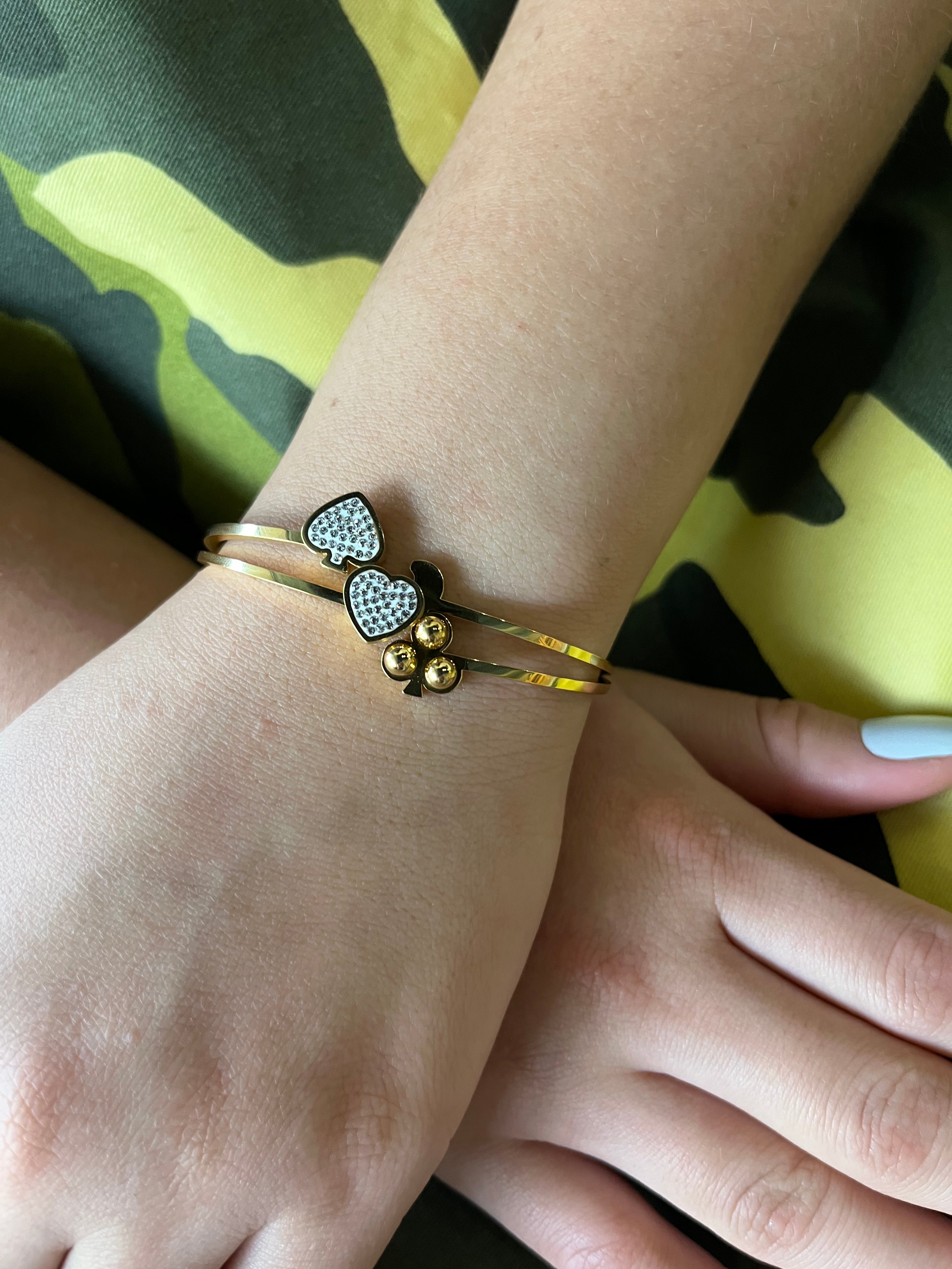 Stainless Steel Heart Bracelet - SCBR8N04 - BUJIX