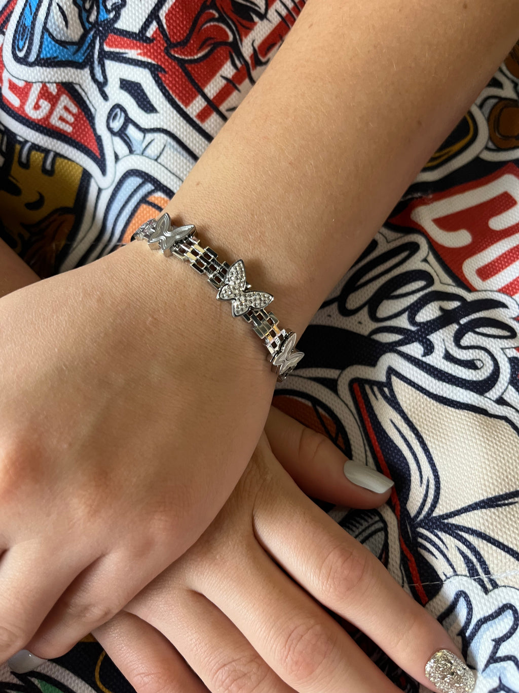 Stainless Steel Bangle Bracelet with Butterfly Ornaments - SCBR8N13 - BUJIX