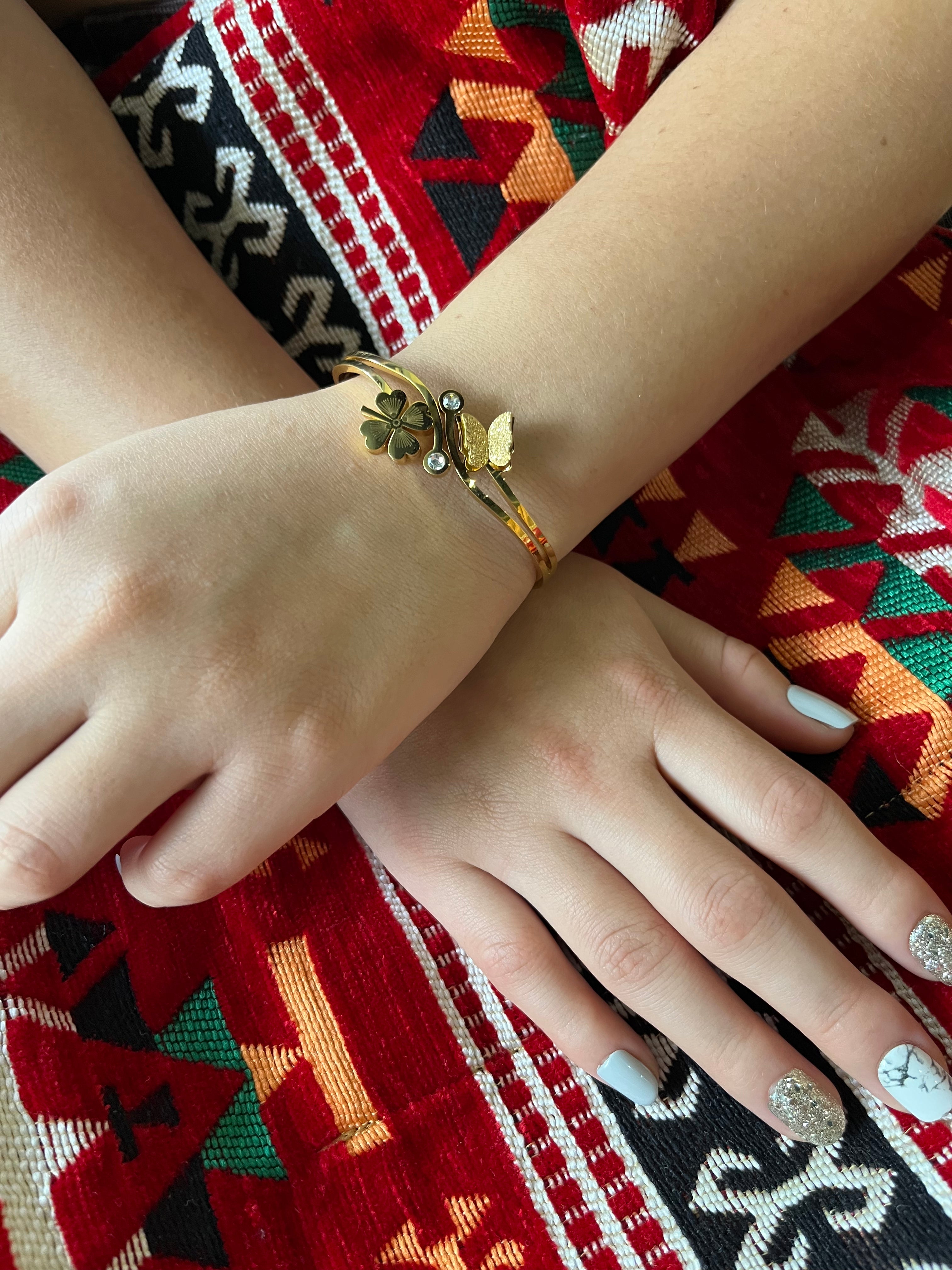 Stainless Steel Bangle Bracelet with Butterfly and Clover Ornaments - SCBR8N14 - BUJIX