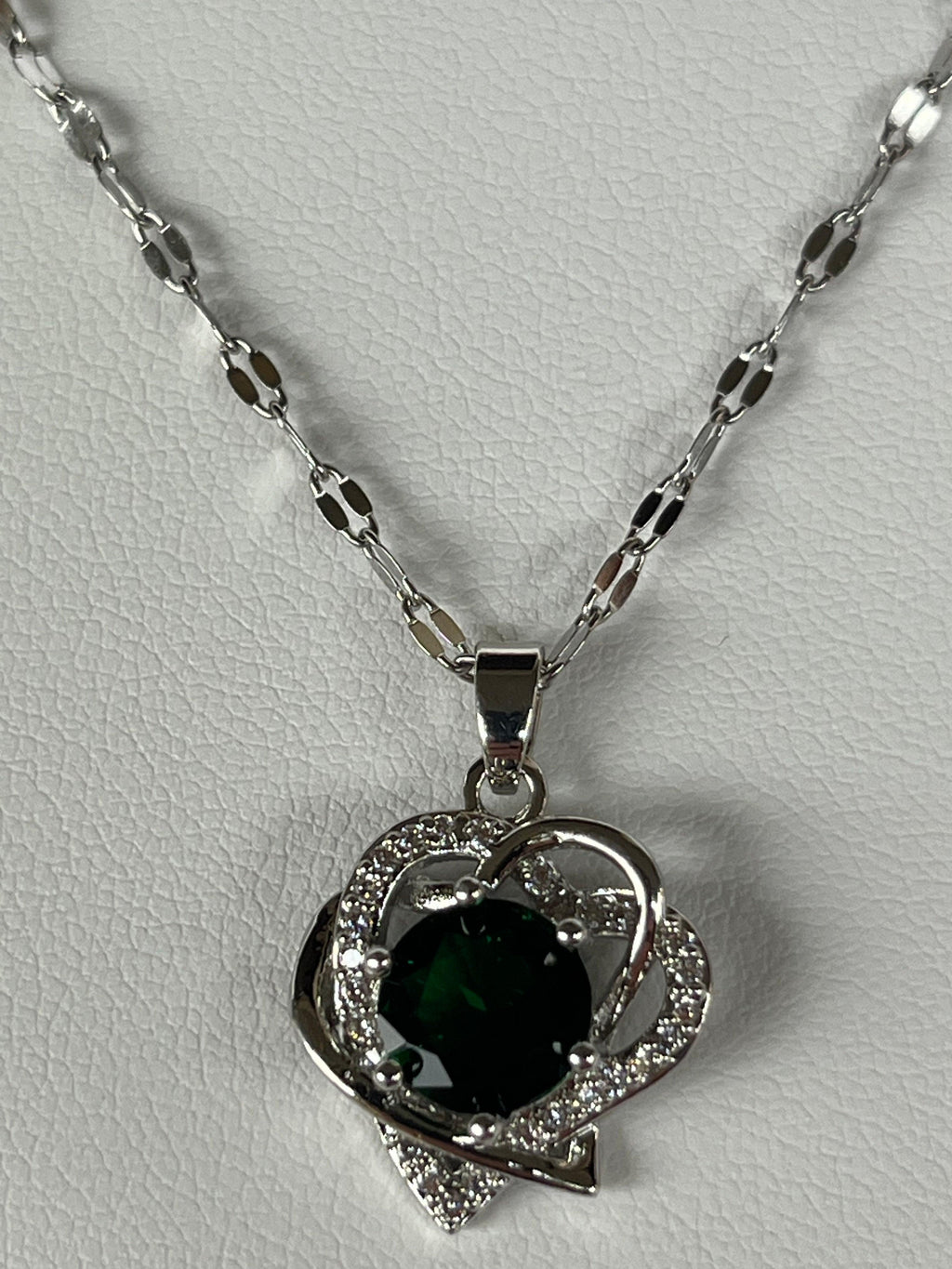 Stainless Steel Green Gemstone Necklace - BUJIX