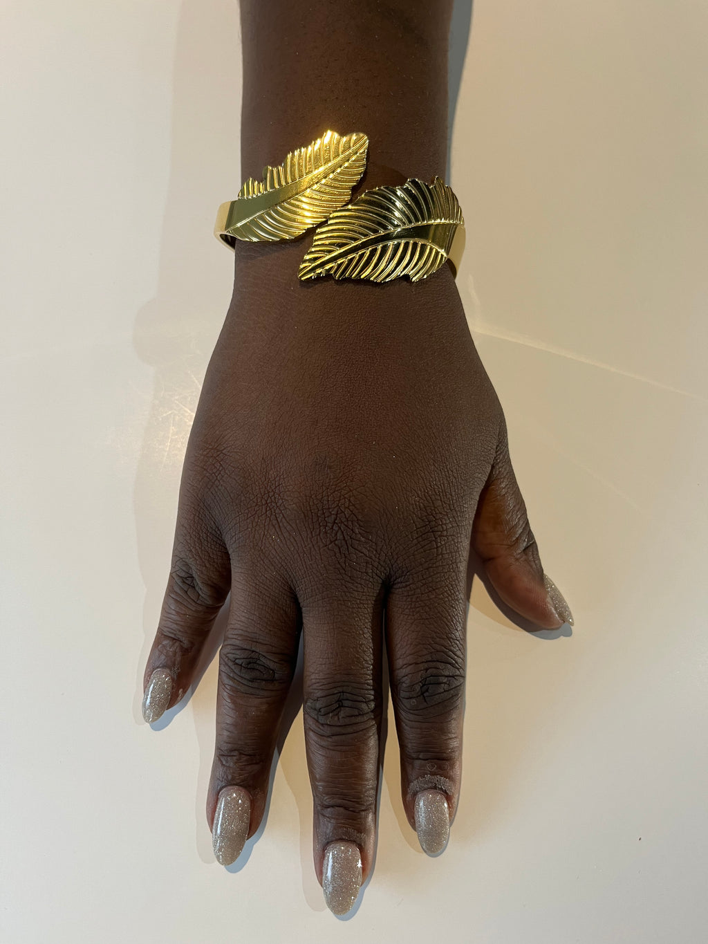 Stainless Steel Leaf Bracelet - SCBR7N10 - BUJIX