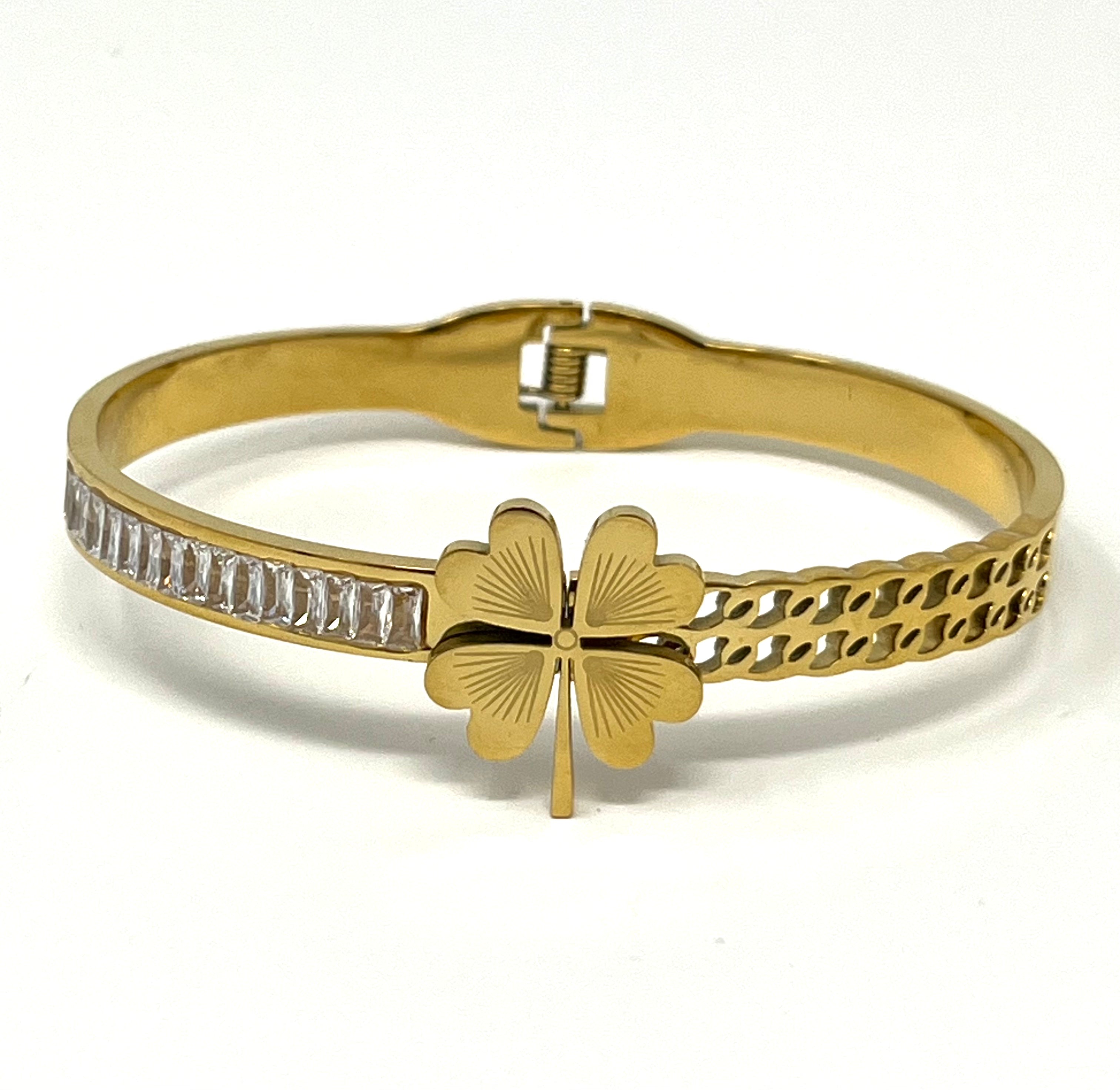 Stainless Steel Clover Bracelet - SCBR3N09 - BUJIX