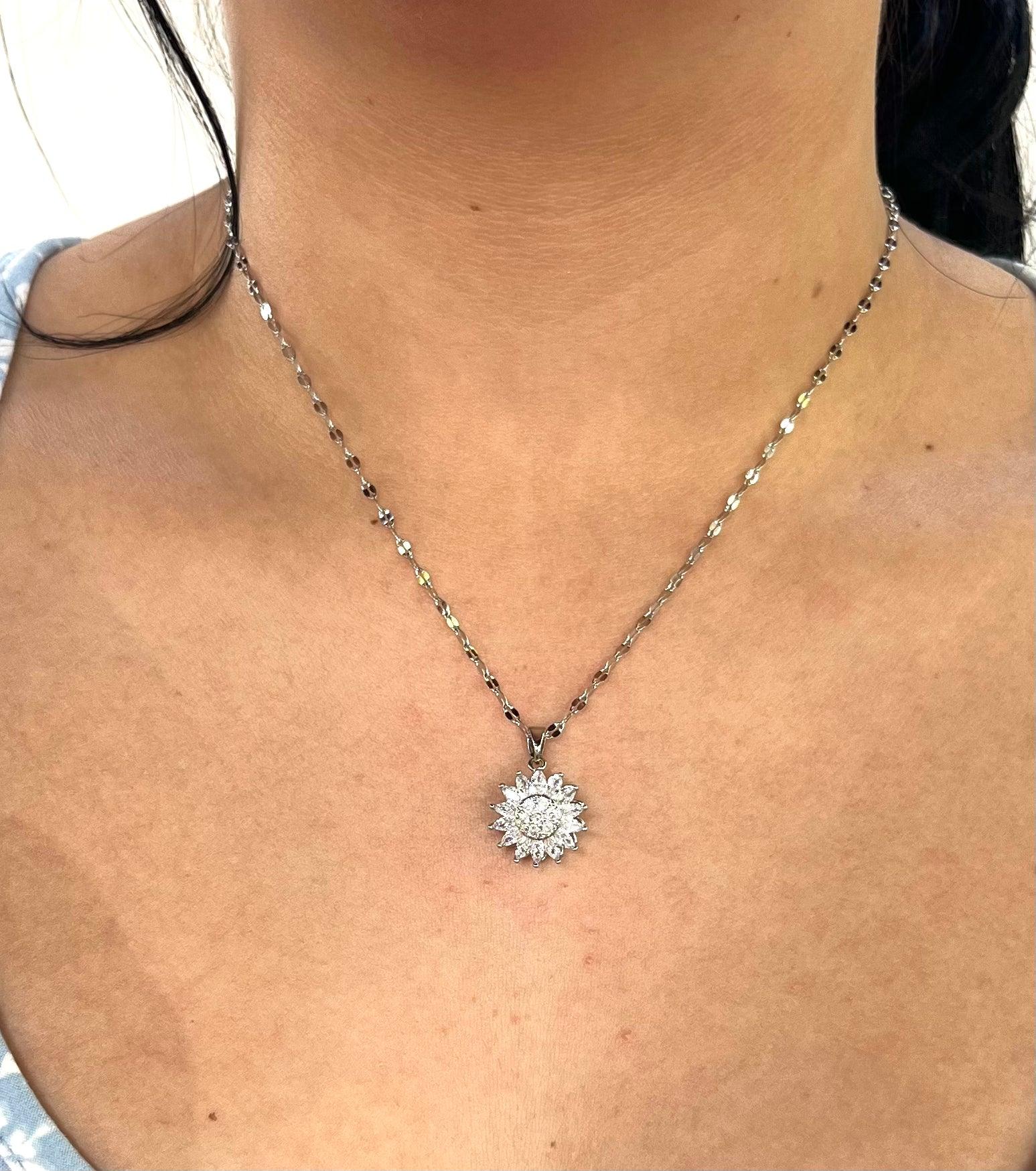 Stainless Steel Sunflower Necklace - SNB014 - BUJIX