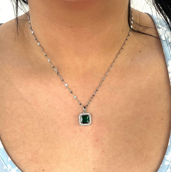 Stainless Steel Green Pendant Necklace - SNC007 - BUJIX